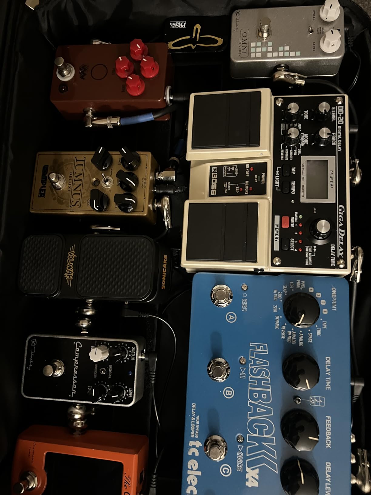 Ghost Fire Medium Portable Powered Guitar Pedal Board Aluminum Alloy 1.76lb Super light Foldable Effect Pedalboard 19.8''x11.5'' with Carry Bag,SPL-04 and Power Supply GS10-SE customer photo 1