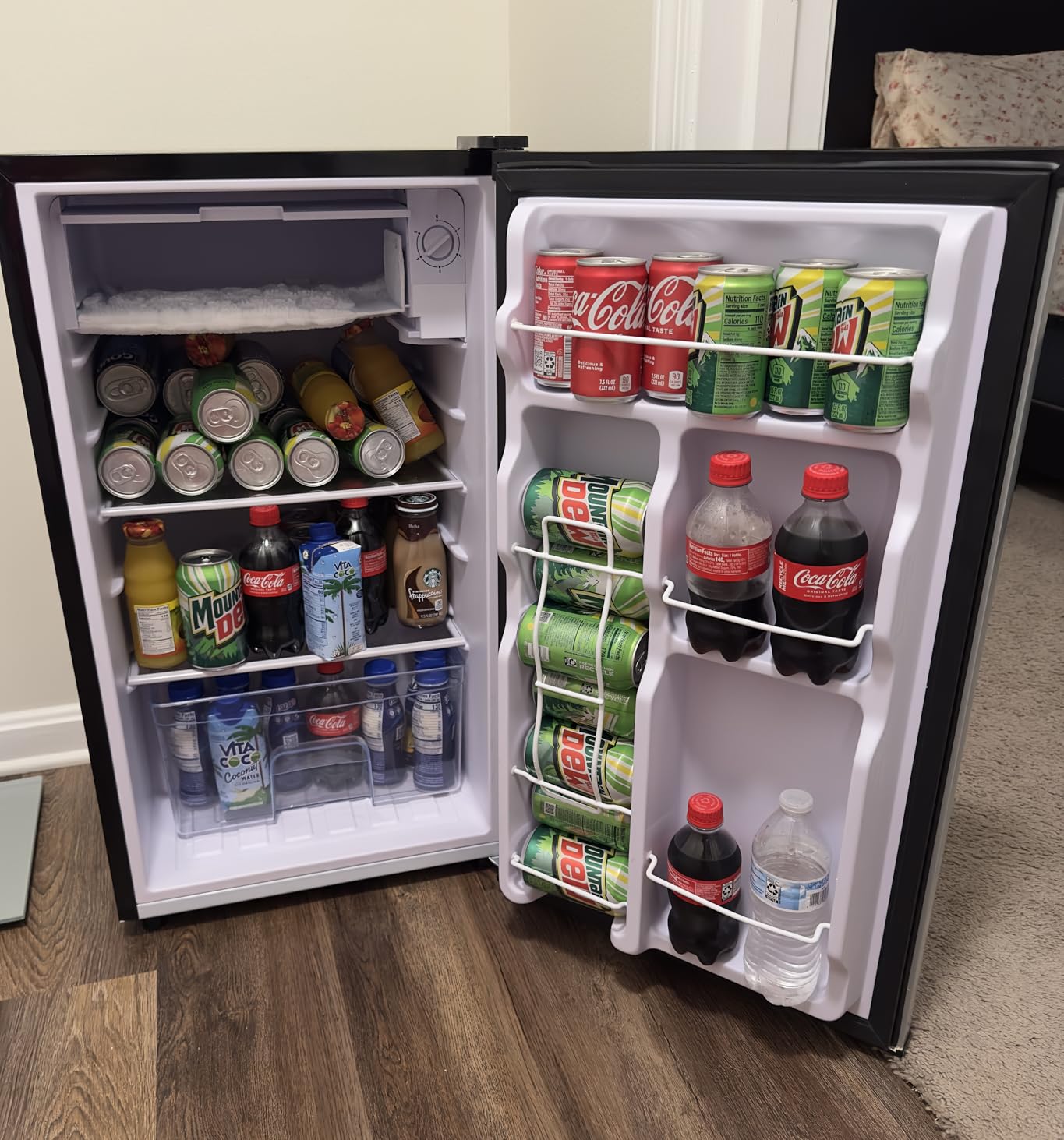 Sweetcrispy 3.2 Cu.Ft Mini Fridge with Freezer Small Refrigerator Single Door Adjustable Thermostat Energy-efficient Low Noise, Compact Fridge for Bedroom, Office, Dorm, Silver Door customer photo 1