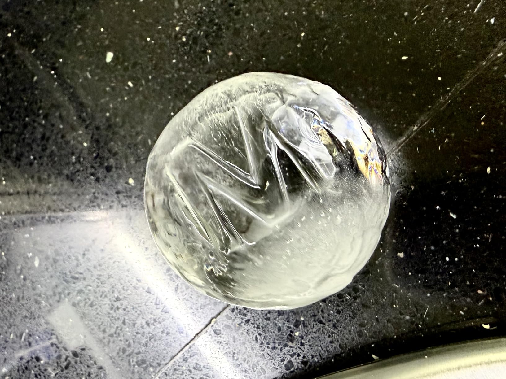 Clear Ice Cube Maker - 2.5