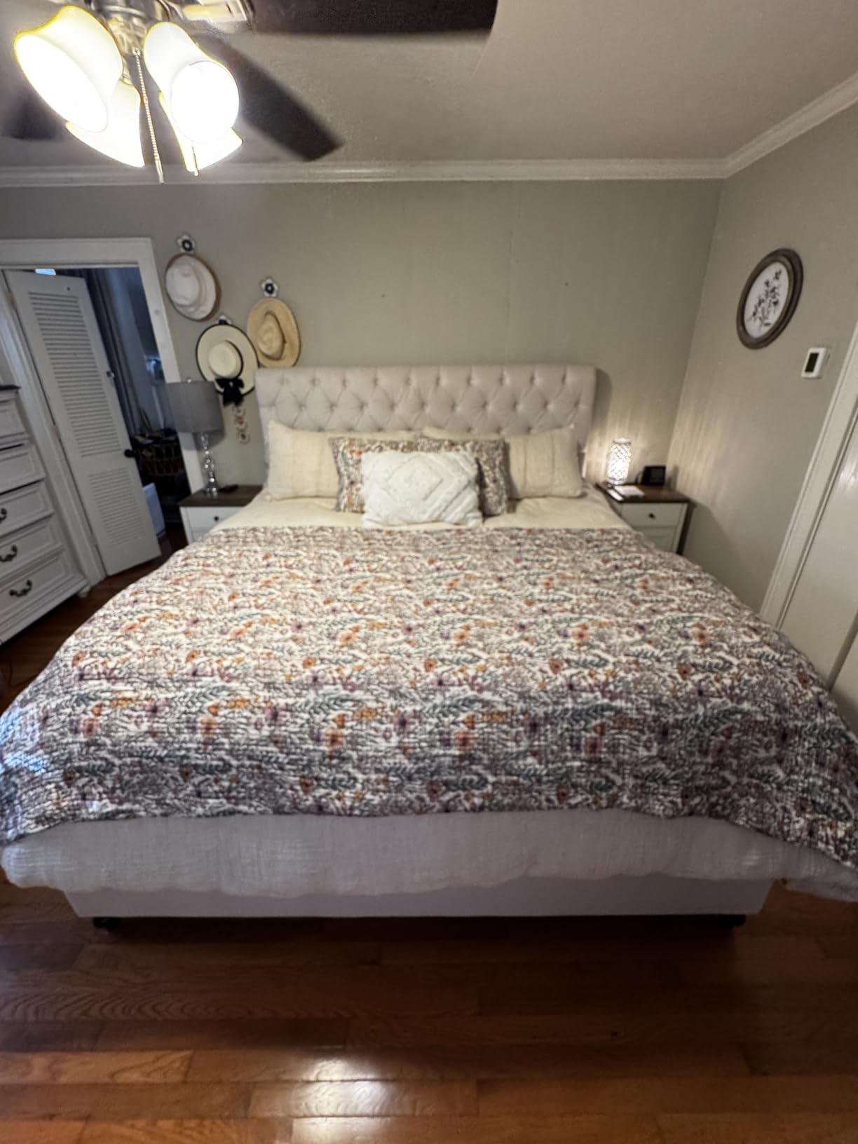 AMERLIFE Queen Size Bed Frame and Headboard with 59