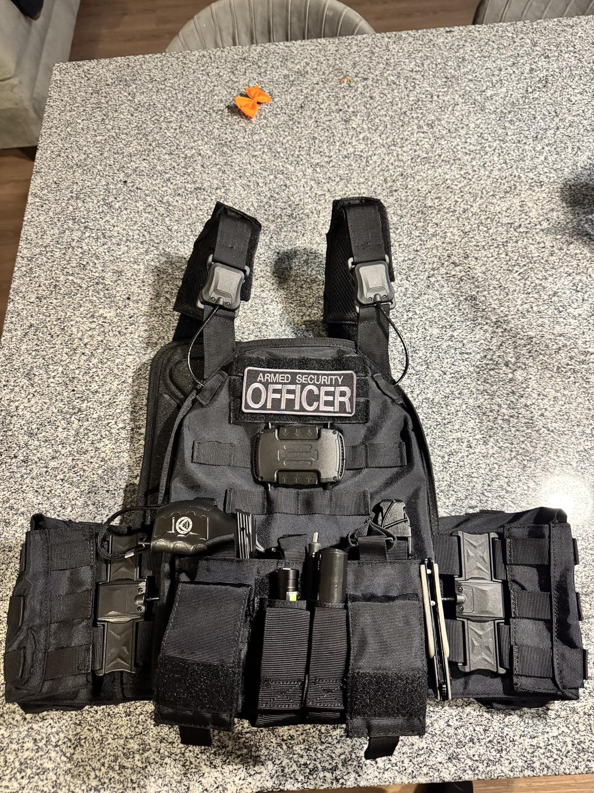 Jueachy Magnetic Tactical Vest for Men: Plate Carrier Vest Quick Release One-Button Disassembly Lightweight Vest customer photo 1