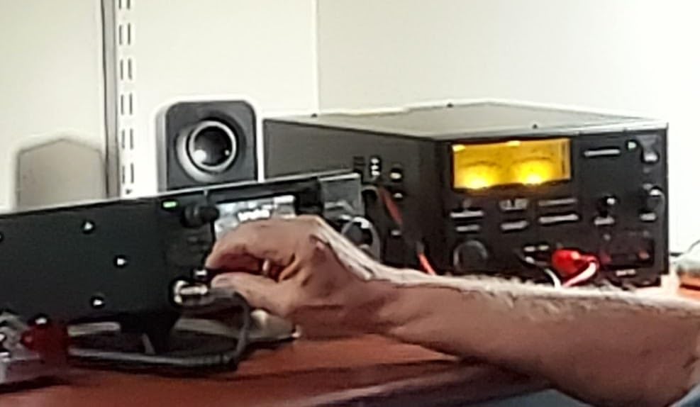 Icom IC-7300 100W HF/50MHz SDR Amateur Radio Transceiver Bundle with Intellitron PS-2140A-MBL 40A Variable Voltage Linear Power Supply customer photo 1