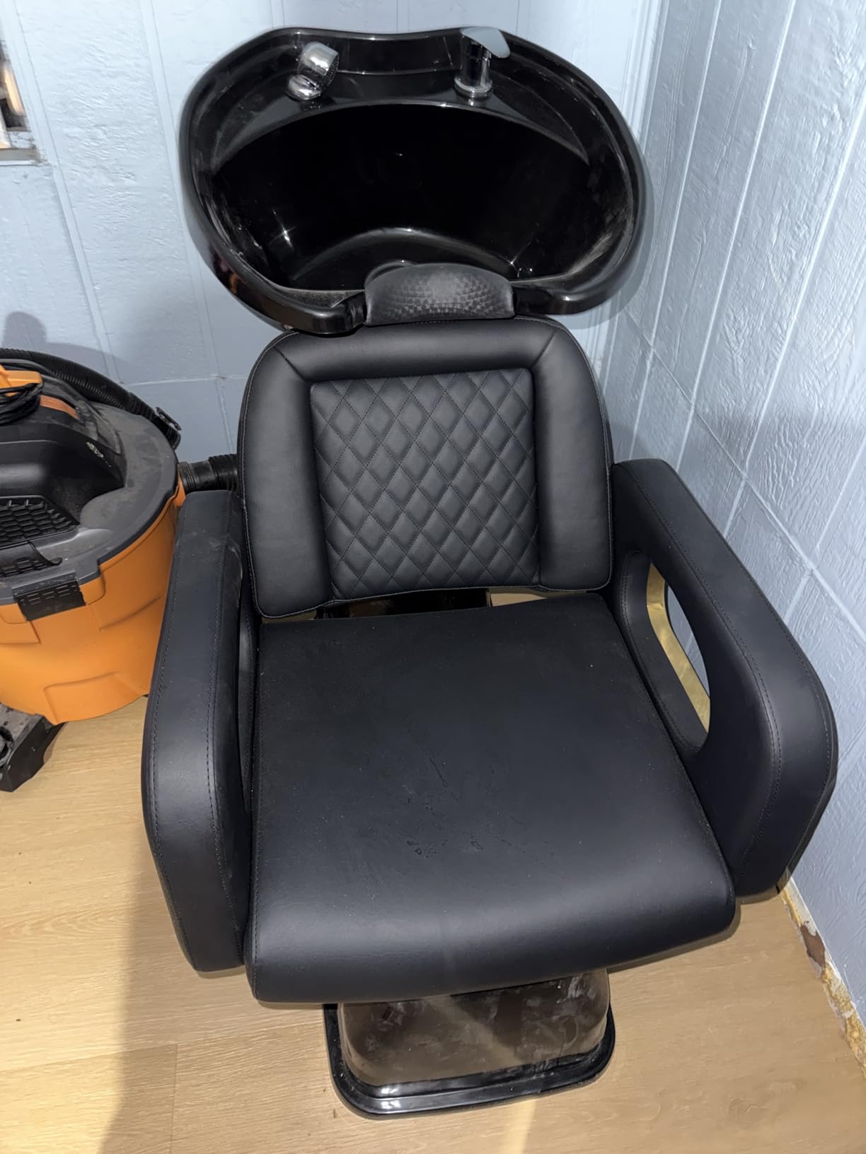 Baasha Black and Gold Shampoo Chair, Professional Shampoo Bowl and Chair Set for Salon, Comfortable Barber Backwash Chairs with Memory Sponges Cushion, Hair Washing Station for Barbershop customer photo 1
