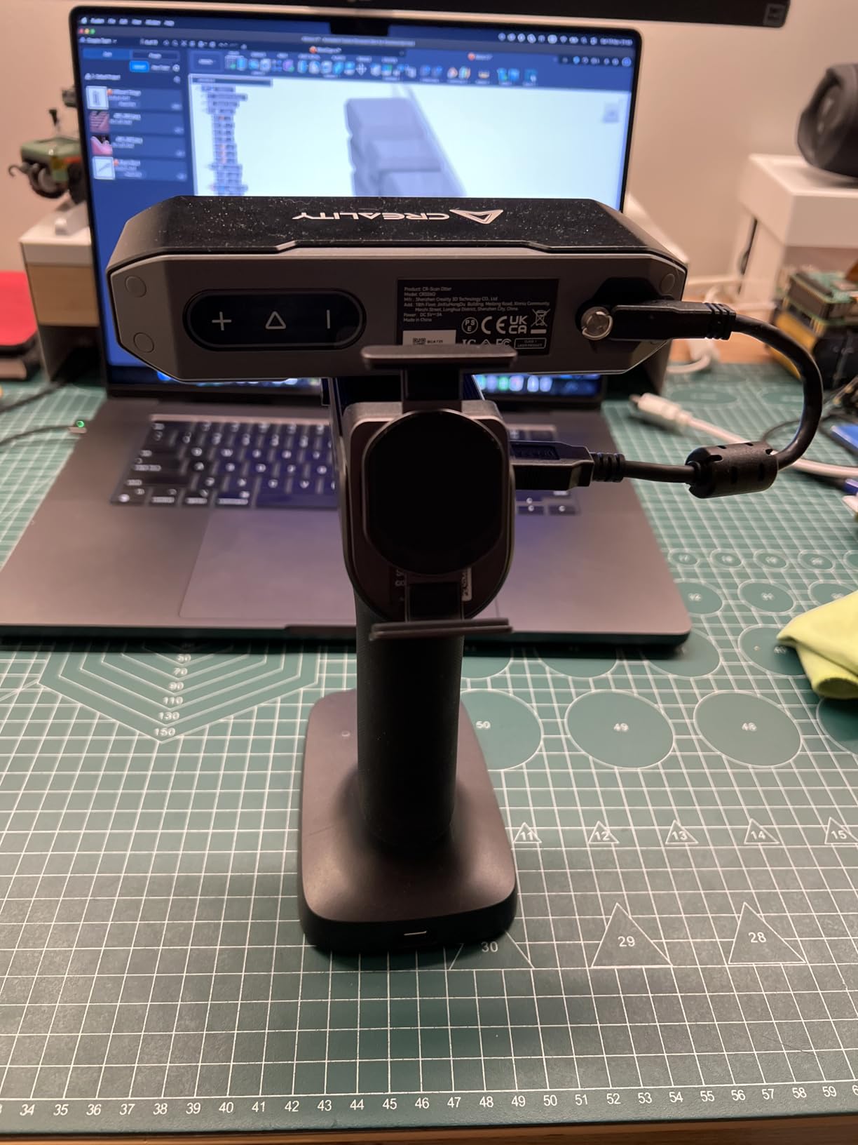 CR-Scan Otter 3D Scanner for 3D Printing, Handheld 3D Printer Scanner with 4 Lens Stereo Vision 10-2000mm Range, Anti-Shake Tracking 24-Bit Full-Color for iOS Mac Windows Android customer photo 1