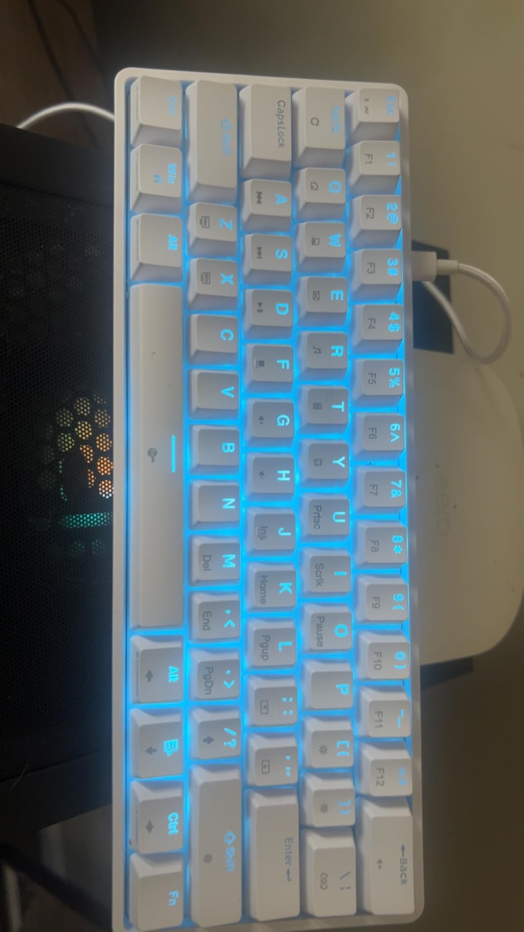 TMKB 60% Mechanical Gaming Keyboard, Red Linear Switch, LED Backlight, Anti-Ghosting, Detachable USB-C, Double-Shot Keycaps, 61 Keys, Wired, White customer photo 1