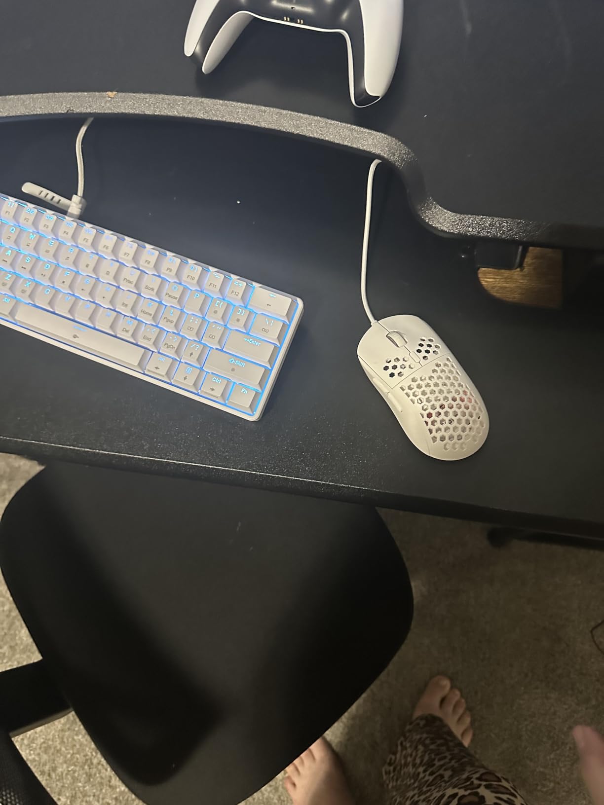 TMKB 60% Mechanical Gaming Keyboard, Red Linear Switch, LED Backlight, Anti-Ghosting, Detachable USB-C, Double-Shot Keycaps, 61 Keys, Wired, White customer photo 2
