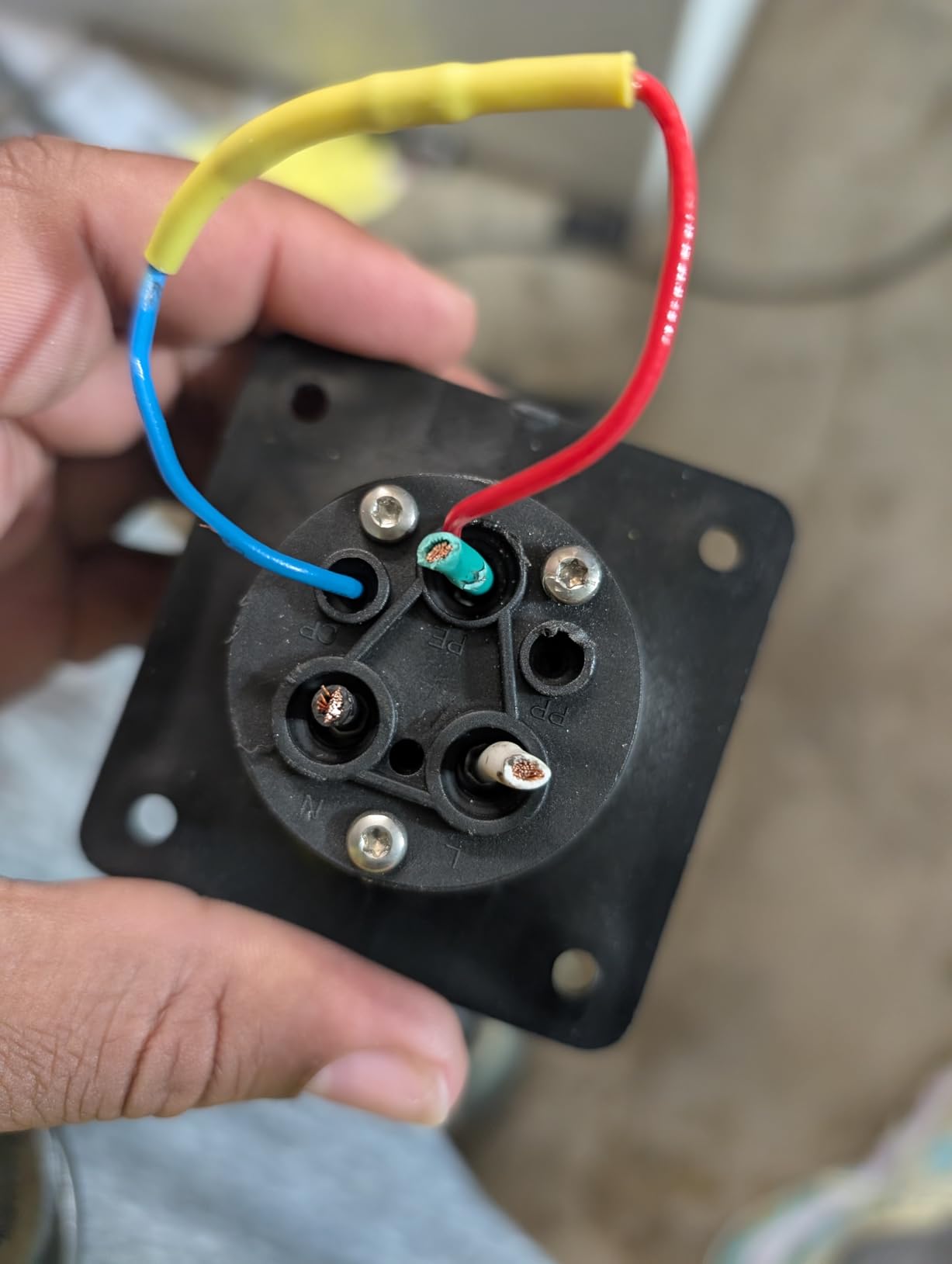 J1772 to Nema 5-15/5-20 Discharger, EV Station Charging Adapter with 0.35M Cable,EV Adapter Plug,J1772 to Nema 5-20 for E-Bike/Scooter/One Wheel customer photo 1