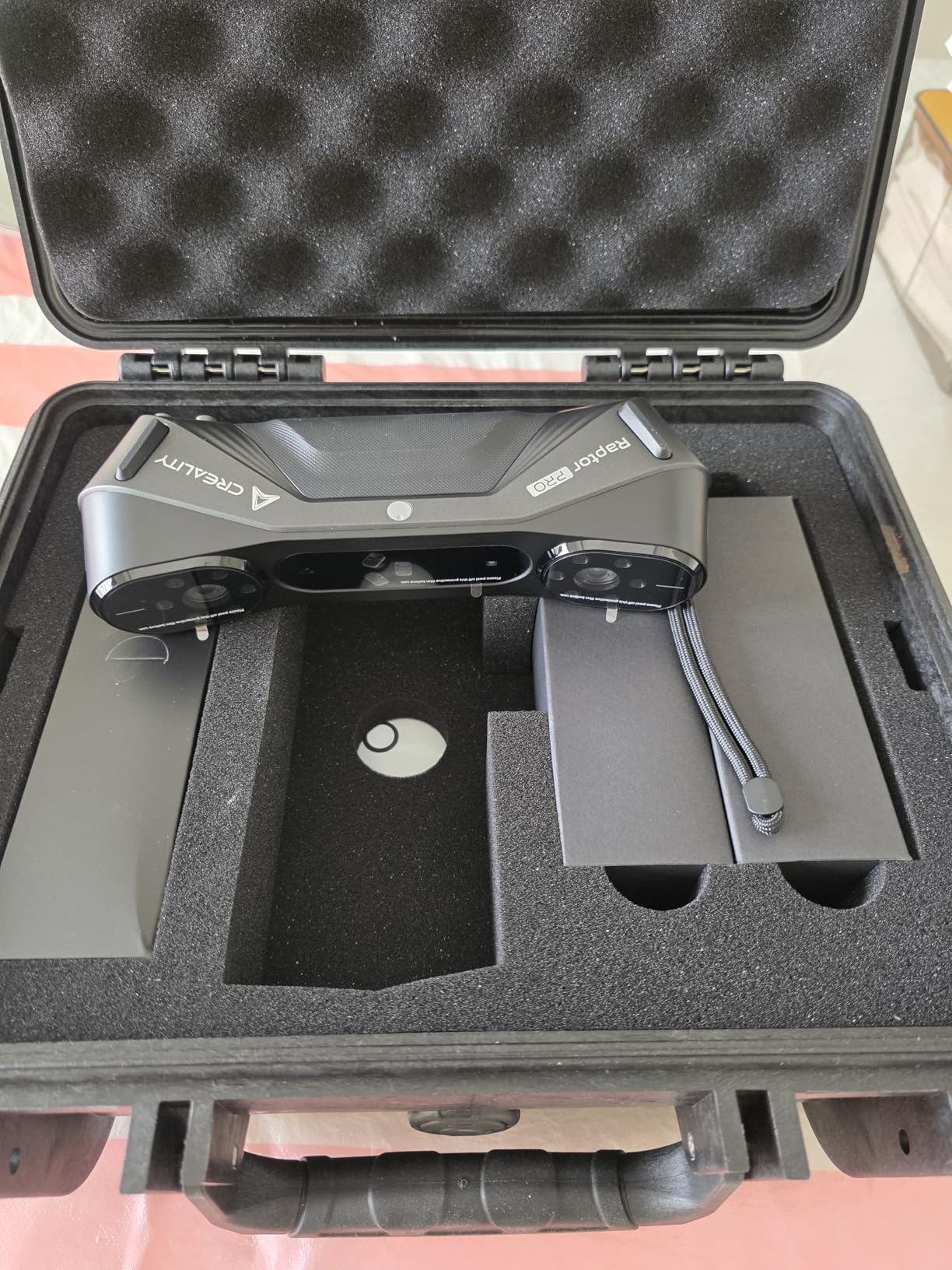 3D Scanner CR-Scan Raptor Pro for 3D Printing, 22+7 Blue Laser & NIR Handheld Scanner 0.02mm Accuracy, 60fps High-Speed & 5MM to 4M Objects, 24-Bit Full-Color Scanning for Windows macOS customer photo 1