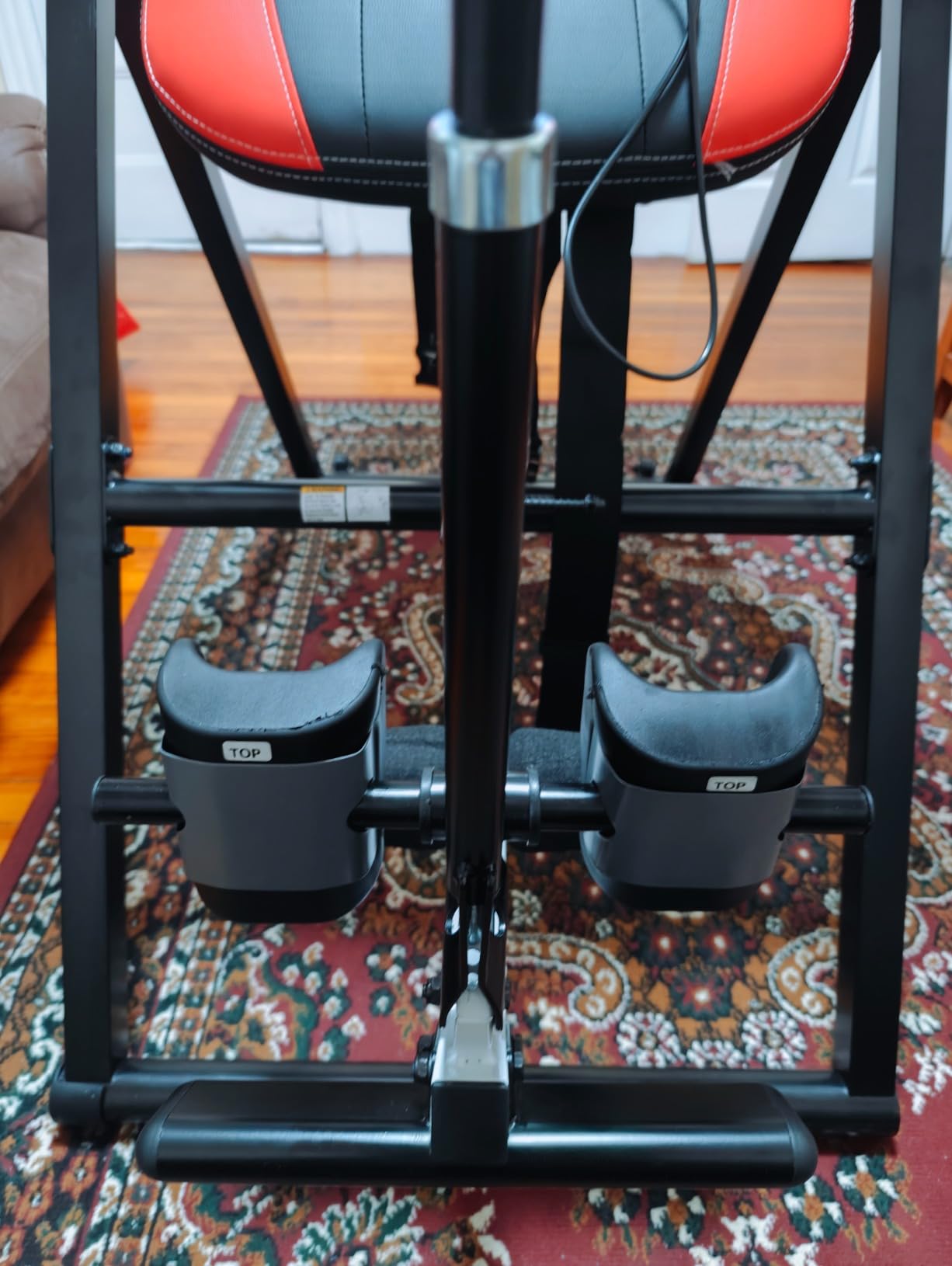 YOLEO Inversion Table Massage & Heat Inversion Table 2025 New Inversion Table for Back Pain Relief Equipment w/Remote Control, Reversible Ankle Holders, Heavy Duty up to 320lbs customer photo 2