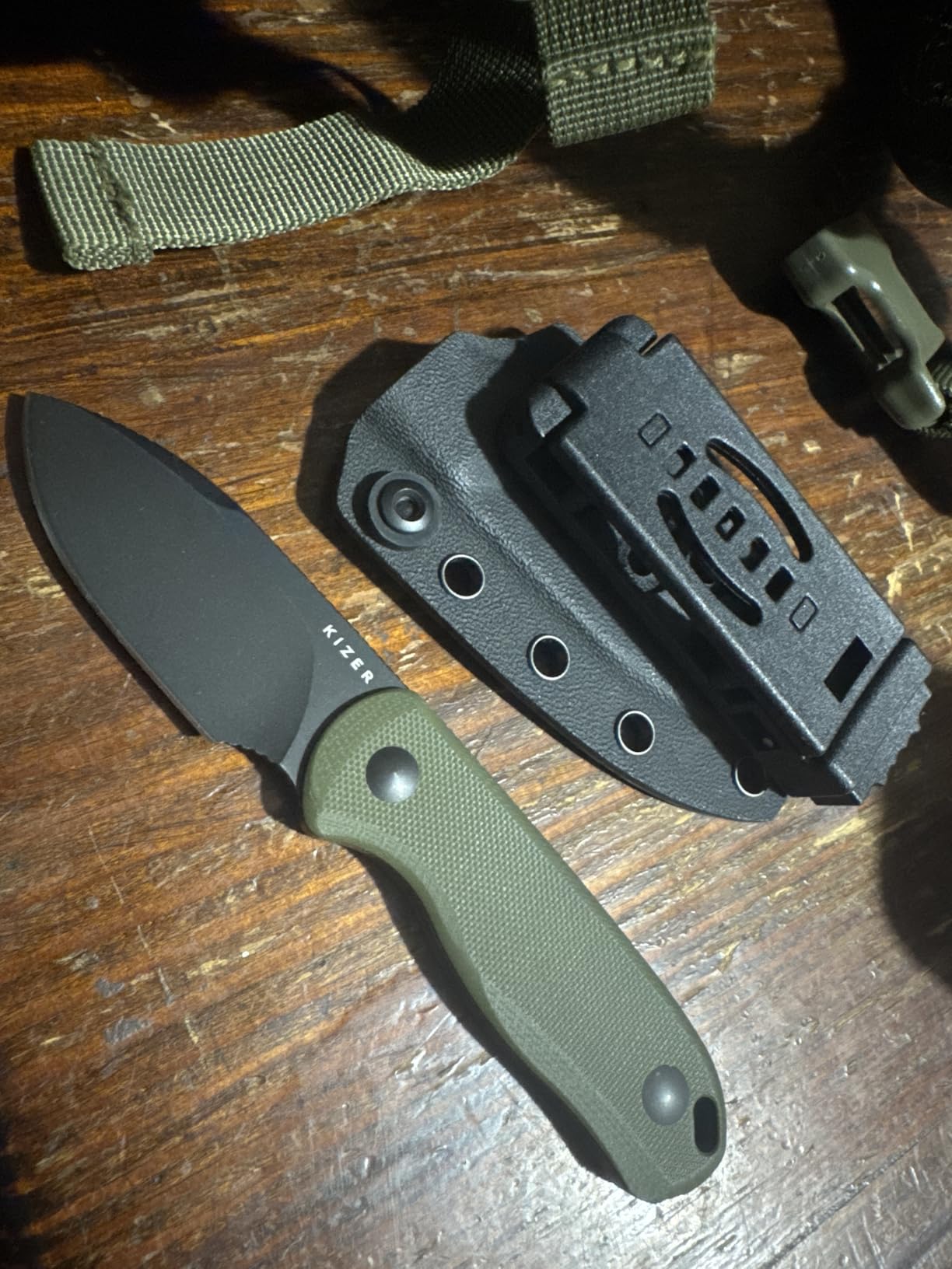 Kizer Drop Bear Fixed Blade Knife, 2.57