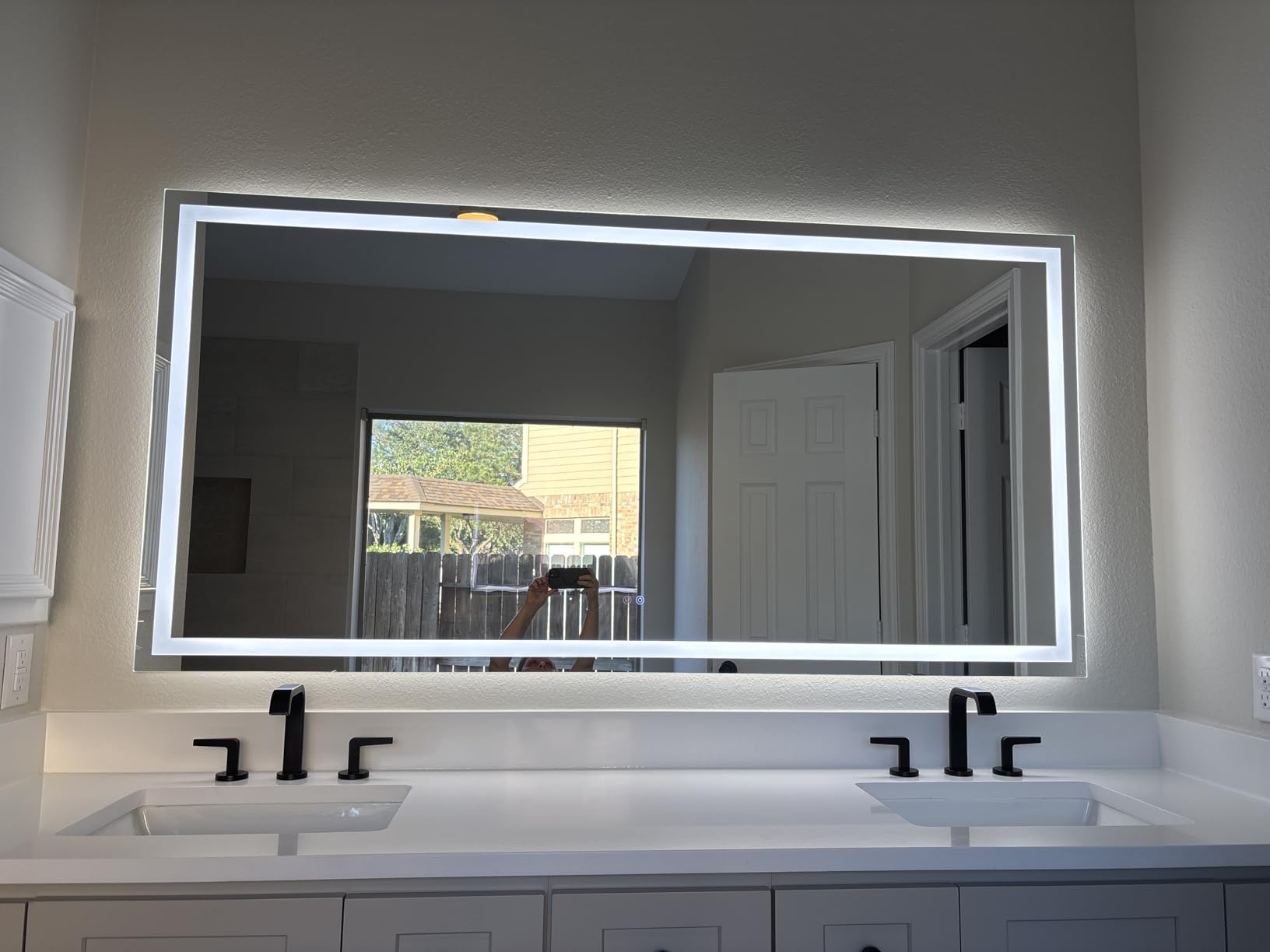 TETOTE LED Bathroom Mirror 16 x 24 Inch Brighter Light up Mirror for Bathroom Vanity, Front and Backlit Lighted Anti-Fog Wall Mirror with Lights, 3-Color Dimmable, Waterproof, Tempered Glass customer photo 2
