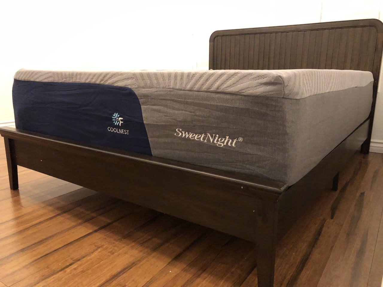 Sweetnight CoolNest Queen Mattress, 14 inch Cooling Queen Size Memory Foam Mattress for Cool Night Sleep, 5-Zone Ergo Support for Pressure Relief, Medium, CertiPUR-US Certified customer photo 2