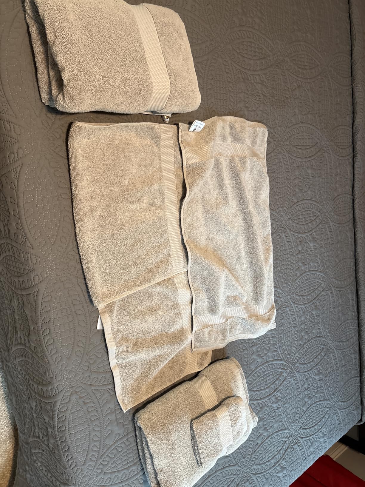 Premium Staple Cotton Bathroom Towel Set - Beige 600 GSM 6-Piece Luxury Bath Towel Set - 2 Bath Towels, 2 Hand Towels & 2 Washcloths Set - High Absorbent & Quick Dry for Gym, Spa, Hotel customer photo 1