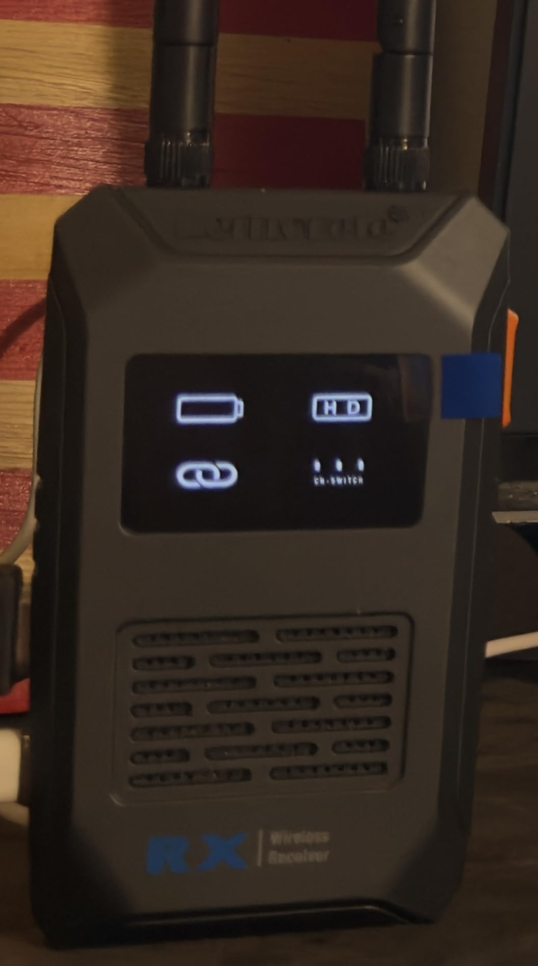 Lemorele Wireless Video Transmission System,656FT/200M Range - 1080P@60Hz Wireless HDMI Loopout,50ms Ultra Low Latency, Plug & Play, Multi-Scenario Streaming for Projector, Camera, Laptop(1TX and 1RX) customer photo 2