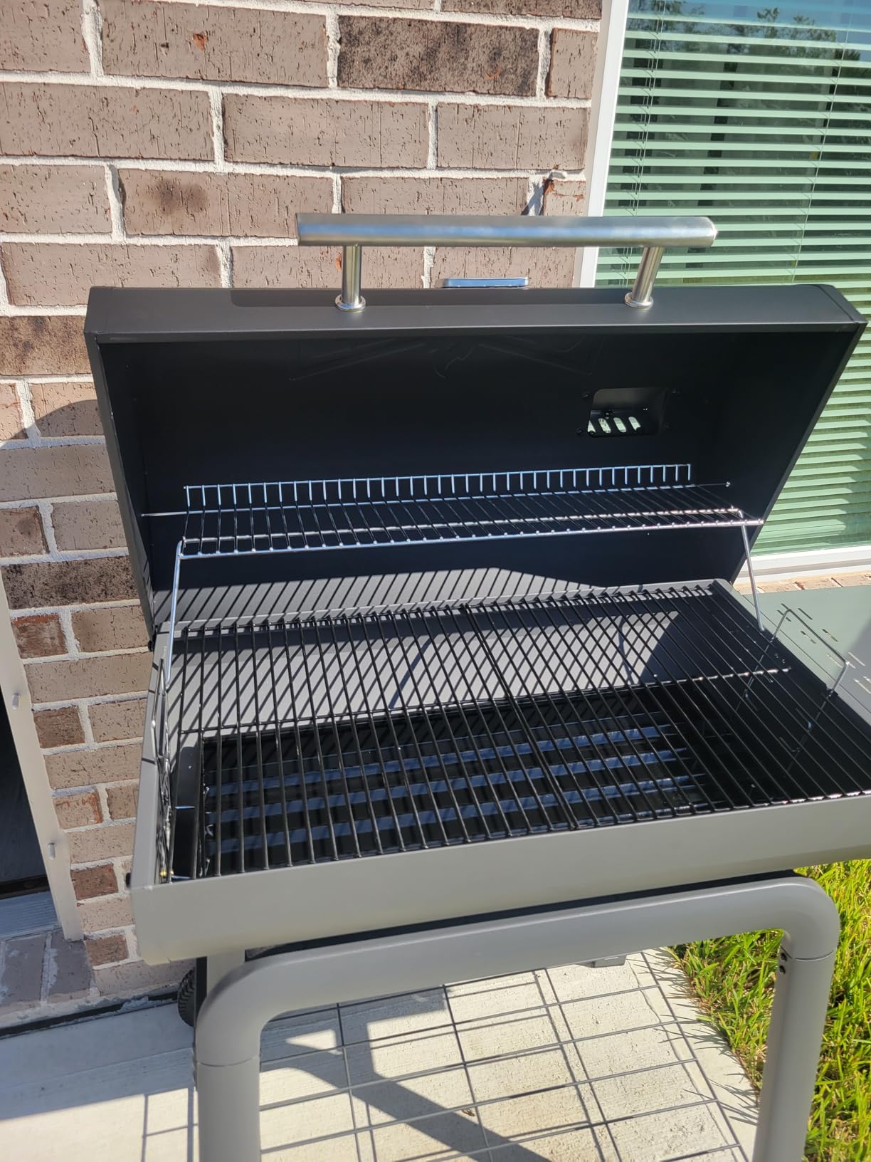Feasto Heavy-Duty 30-Inch Charcoal Grill with Offset Smoker Grill, Side Table & 815 Sq. In Cooking Space, Outdoor BBQ Grill for Outdoor Barbecue in Backyard, Patio and Parties, Black customer photo 1