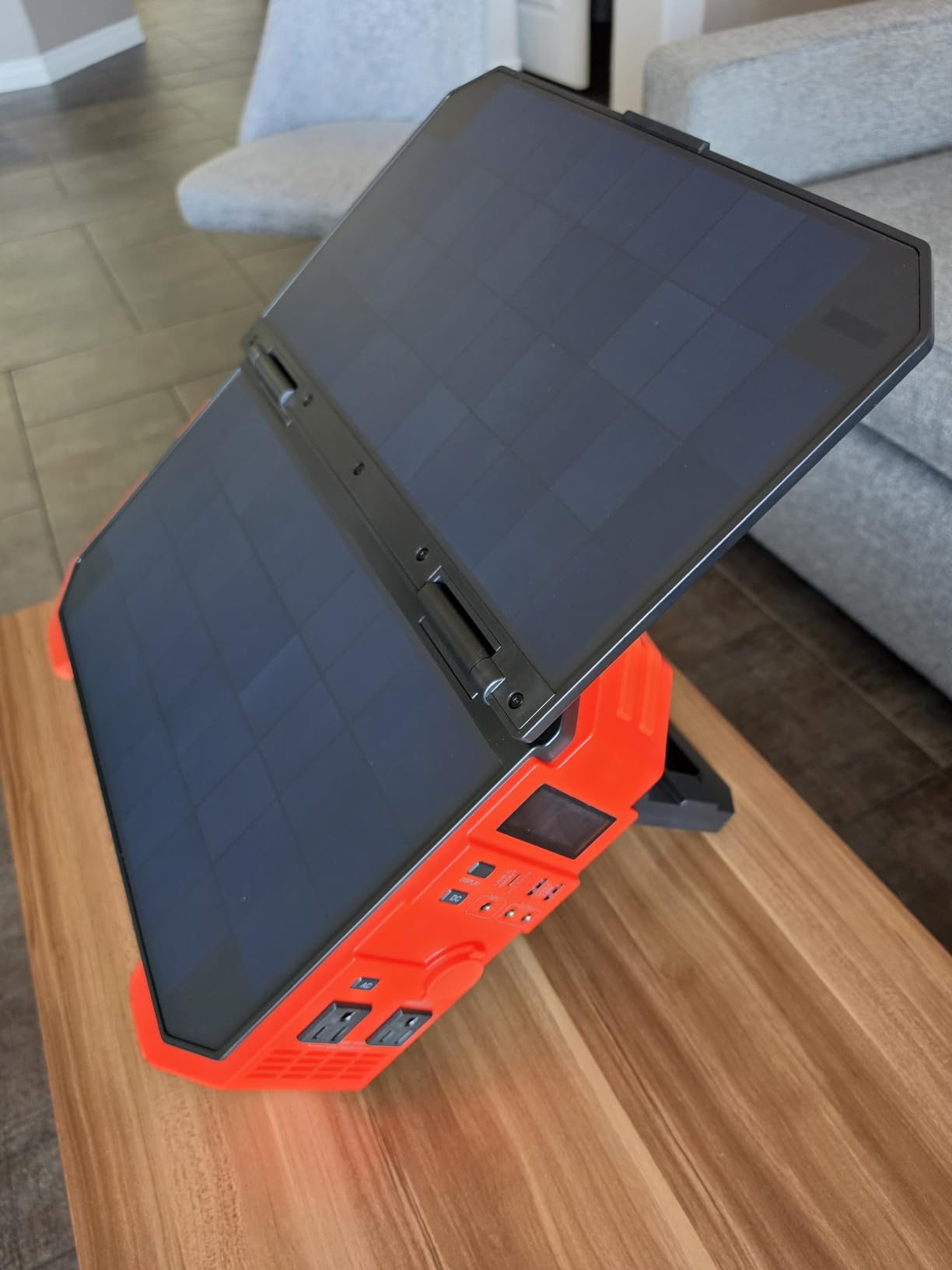 BLAVOR Portable Power Station 1600W (Peak 3200W), Built-in Solar Panel, 1024Wh LiFePO4 Battery, 100W USB-C Fast Charge, Solar Generator for Home Backup, Camping, Power Outages & RV customer photo 2