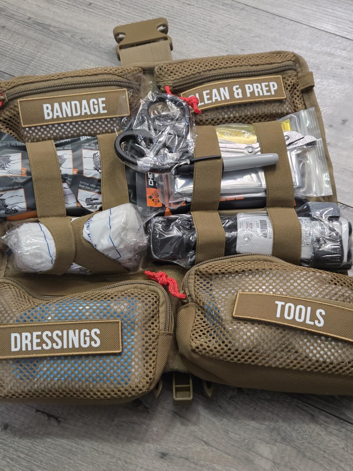 EVERLIT Roll Up Trauma First Aid Kit with CAT Tourniquet - Tactical IFAK Emergency Medical Kit for Outdoor, Vehicle & Home Preparedness - Quick Release Molle Bag for First Responders (OD Green) customer photo 1