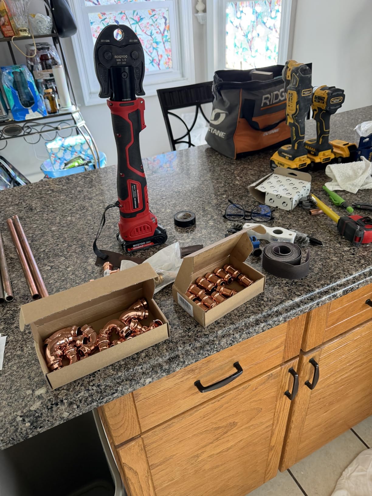 ProPress Tool for Copper Pipe, 18V Brushless Electric Crimping Tool Kit for 1/2, 3/4, 1 Inch Pro Press Fittings with 3 Press Jaws, 2-Pack 4Ah Batteries, Fast Charger, Carrying Case customer photo 1