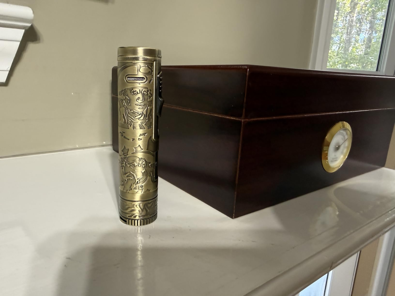 XIFEI Torch Lighter, 4-in-1 Cigar Lighter with Jet Flame, Punch, Holder, Draw Enhancer, Windproof Refillable Butane Lighters, Multi-Functional Cigar Accessories Gift for Men (Bronze) customer photo 2