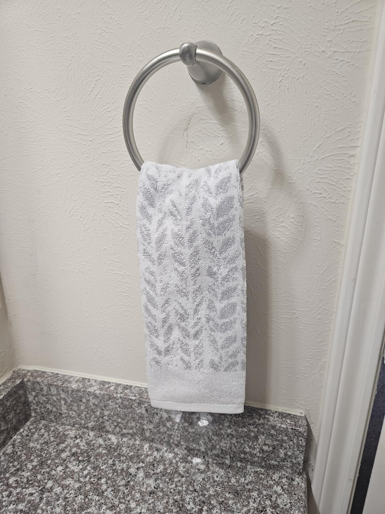 SKL Home Renan 100% Turkish Cotton Premium Bath Towel, 600 GSM, Soft & Absorbent Jacquard, Blue Oxford customer photo 1