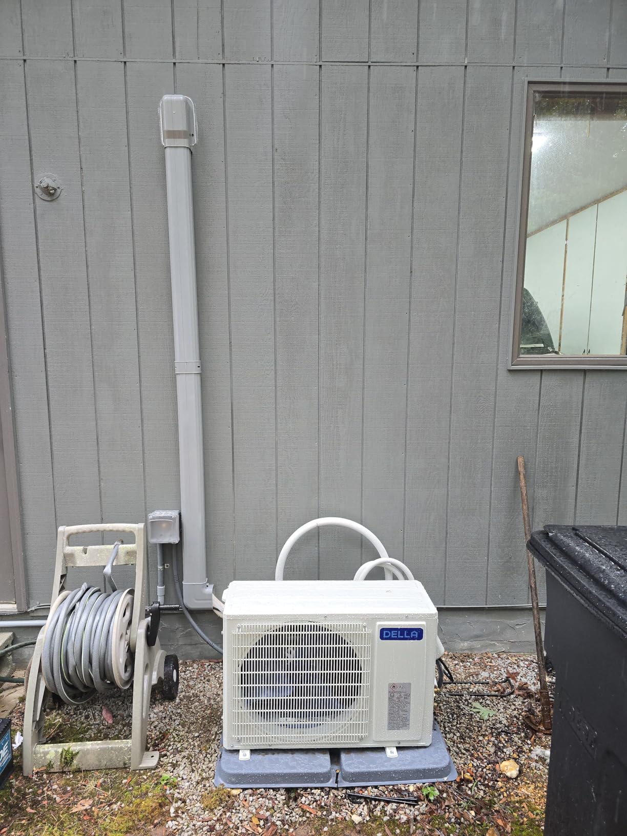 DELLA Serena 22 SEER2 18000 BTU Smart Wifi Mini Split Heat Pump Works with Alexa, Energy Star 1.5 Ton Pre-Charged 230V Ductless AC Unit Inverter System for Rooms up to 1000Sq.Ft, 16.4ft Install Kit customer photo 2