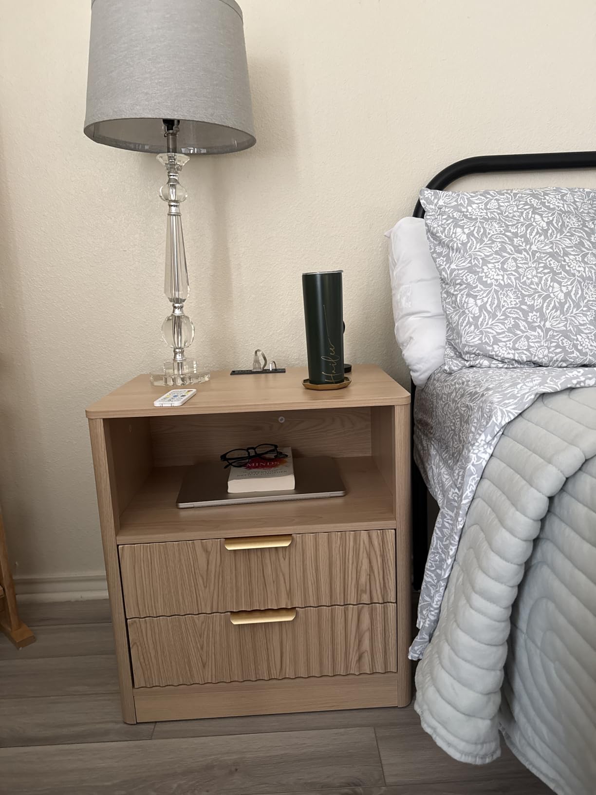 IRONCK Fluted Night Stand Set of 2, Modern Nightstand with Charging Station, Drawers and Open Shelves - Bedside Table Wood Side Table Set for Bedroom, Oak customer photo 1