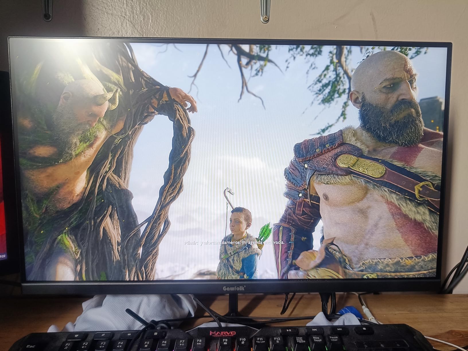 Gawfolk 32 Inch 4K UHD Computer Monitor, Ultra-Clear (3840x2160p) Screen, 100% sRGB, 178° Viewing Angle, Display Port, HDMI, Compatible with Wall mounting 100x100MM - Black customer photo 1