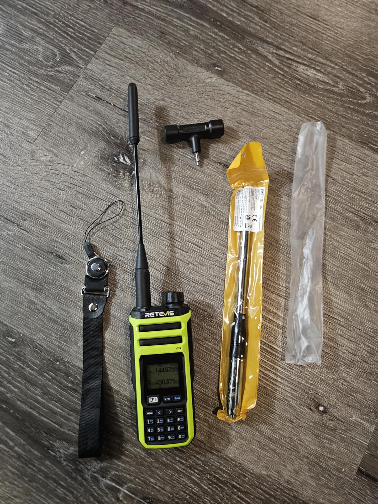 Retevis A3 Quad-Band Ham Radio Handheld, 10m/6m/2m/70cm Transceiver, SSB Reception, NOAA, High Power 2 Way Radio with Multi-Antenna Kit, 2500mAh Battery Suitable for Emergency and Outdoor, Green customer photo 1