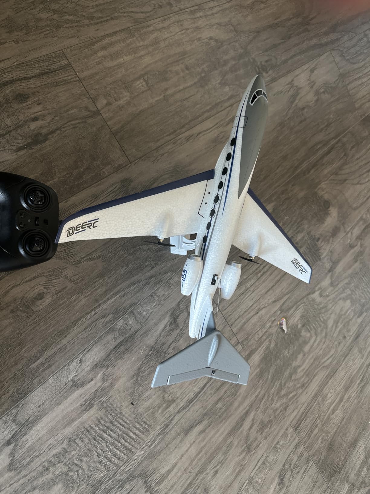 DEERC F35 4 Channel Brushless RC Plane for Adults Remote Control Airplane EDF Fighter Jet, 2.4GHz 6-axis Gyro Stabilizer EPP RTF Hobby Glider Aircraft Plane Easy to Fly for Advance Player customer photo 2