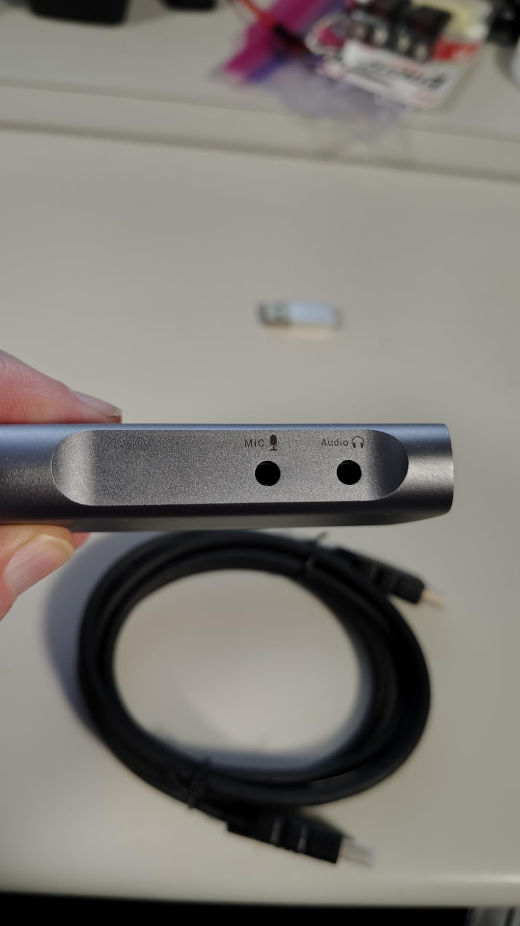 Guermok 4K@60FPS Capture Card for Streaming, 2K@144FPS USB 3.0 HDMI to USBC Camera Video Capture, 4K60 Passthrough, 3.5mm Audio in & Mic Out, Works with Switch 2/1, PS5/4, Xbox, Pad, Mac, PC customer photo 2