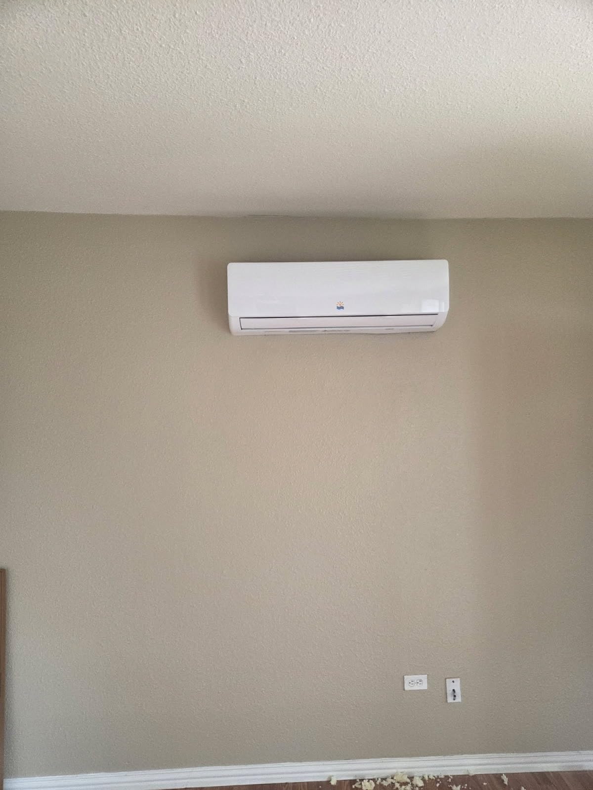 Mini Split AC/Heating System - 18000 BTU Mini Split AC Unit Inverter Heating and Cooling, 19 SEER2 230V Energy Efficient Ductless Air Conditioner Up to 1250sq.ft, Pre-charged System, Installation Kit customer photo 1