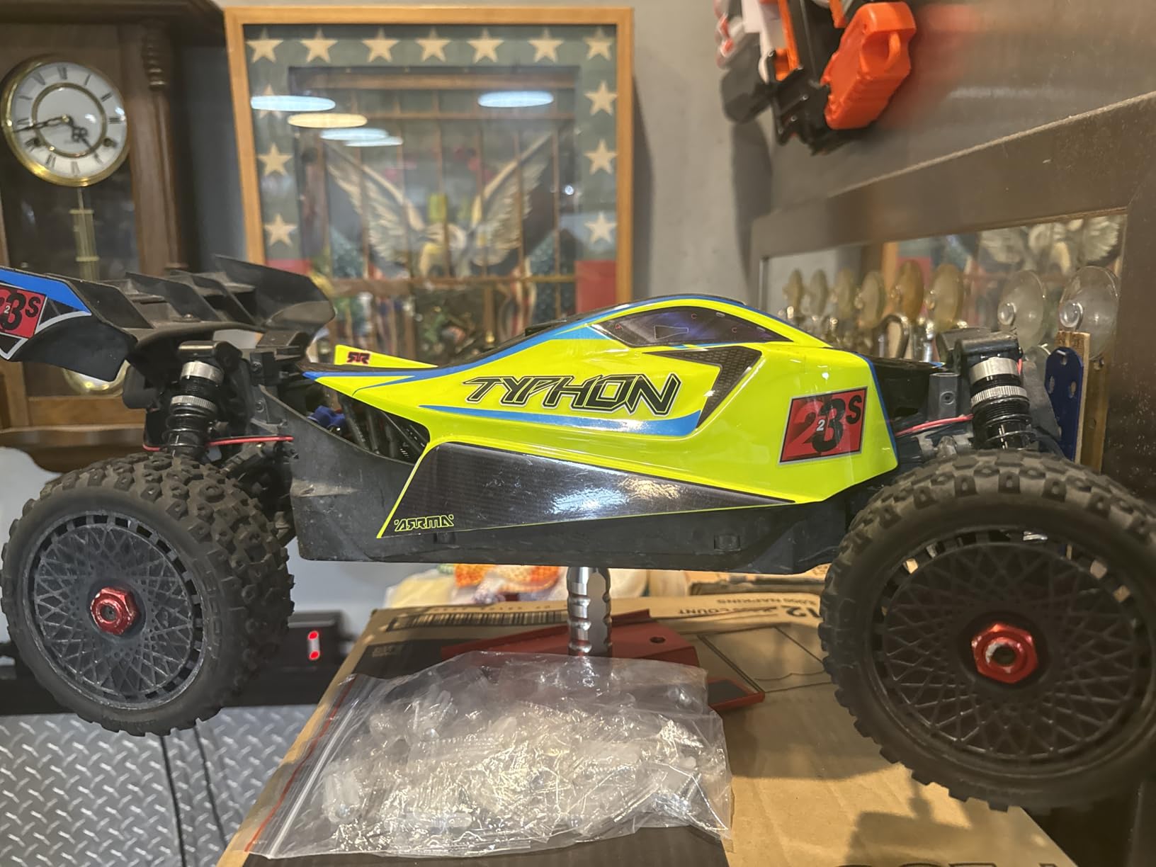 ARRMA RC Car 1/8 Typhon 4X4 223S BLX BRUSHLESS Buggy RTR (Battery and Charger Not Included) with DSC Blue/Yellow, ARA4306V4T4 customer photo 2