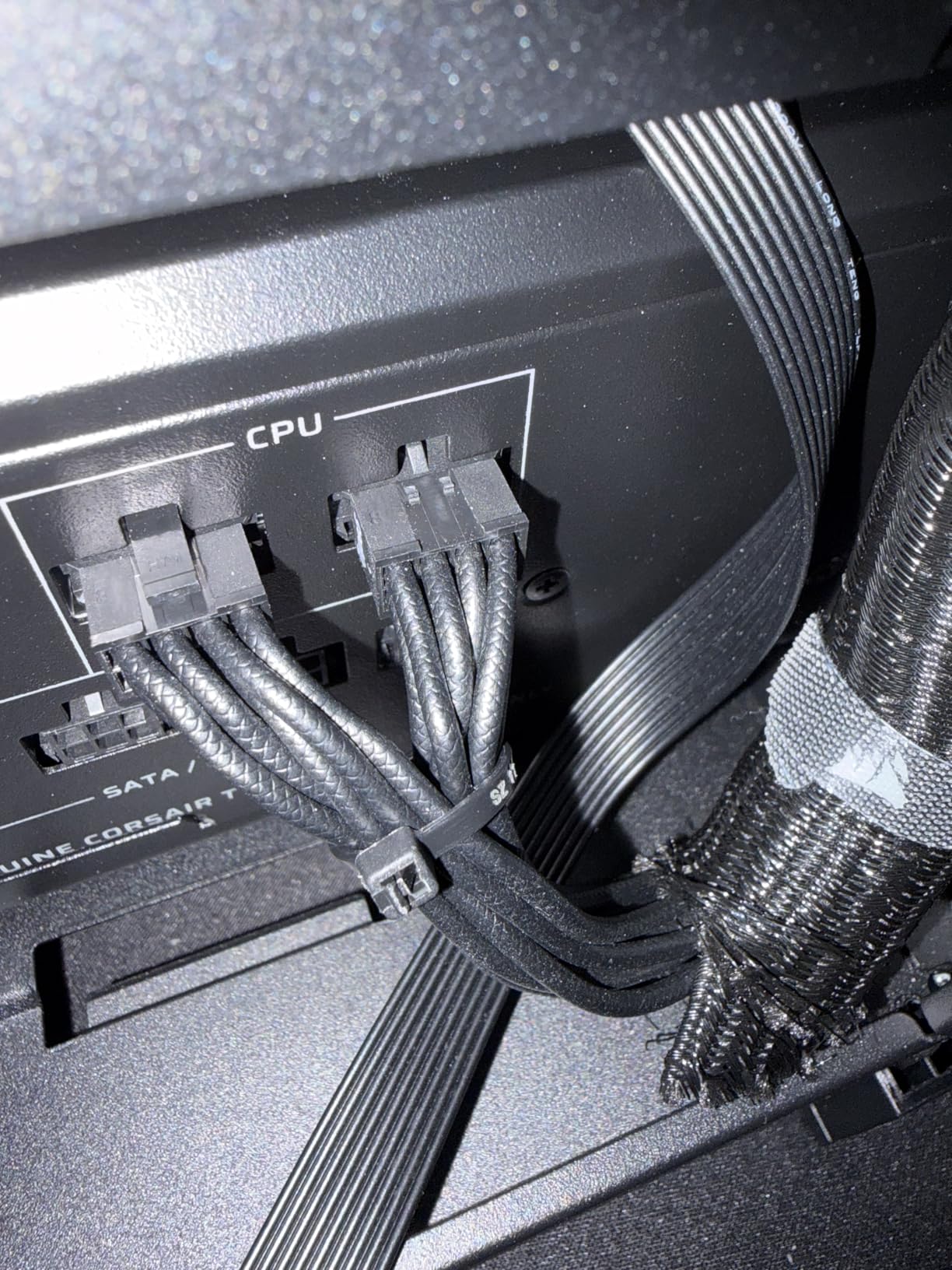 CORSAIR HX1500i Shift Fully Modular ATX Power Supply - Built-in iCUE Link System Hub, Dual Native 12V-2x6 Cable, ATX 3.1 & PCIe 5.1, Side-Mounted Connectors, ATX 3.1 & PCIe 5.1, Cybenetics Platinum - Black customer photo 1