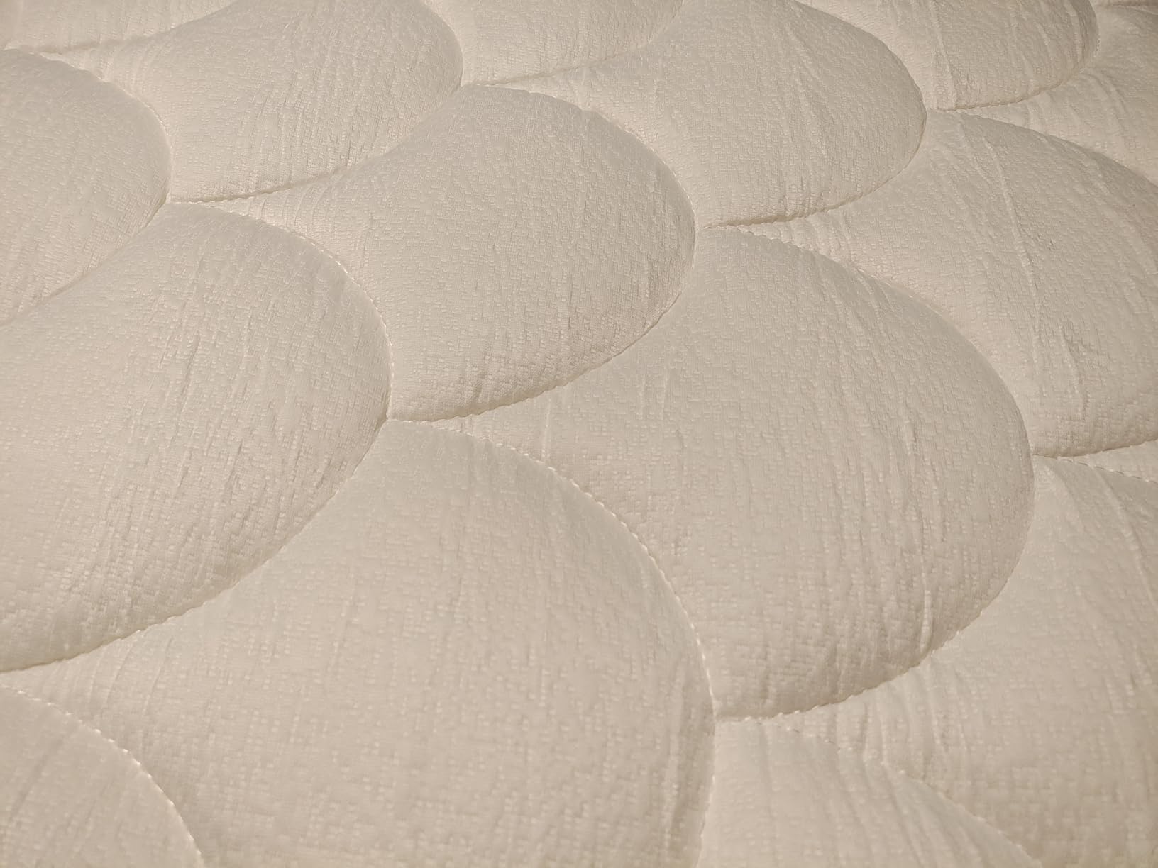 Queen Mattress, 12 Inch Hybrid Mattress-Medium Firm Support for Side and Back Sleepers|Pressure-Relieving Memory Foam & Motion-Isolating Pocket Springs customer photo 1