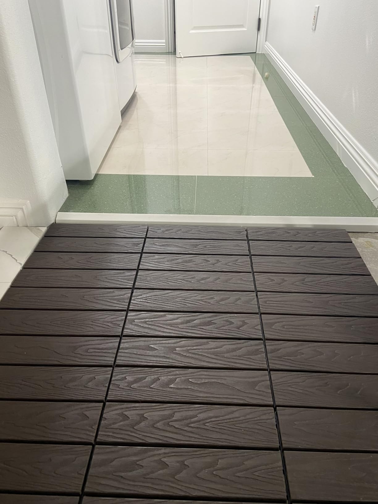 Circle Hole Outdoor Composite Decking Boards 96