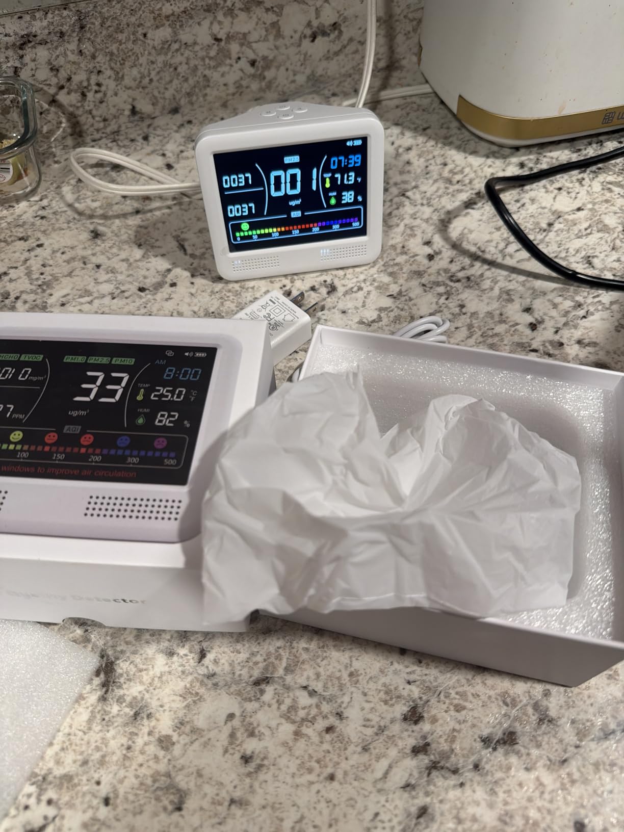 16-in-1 Indoor Air Quality Monitor for Home, CO2 Detector with PM2.5/PM10, Formaldehyde (HCHO), TVOC Sensor, AQI Alarm, Temperature & Humidity Monitor customer photo 1