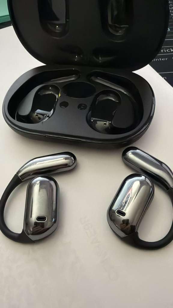 AI Translation Earbuds Real Time, 3-in-1 Translator Earbuds, 80H Playtime Translating Device, 144 Language Translator Earbuds for iPhone and Android, for Travel/Business/Meeting/Learning customer photo 2