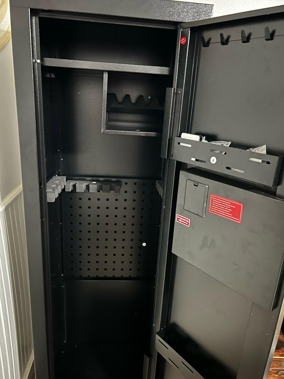 KAER Biometric Gun Safe Rifle, Gun Safes for Rifles and Pistols Holds 14-15 Firearms with Adjustable Racks & Pistol Storage, Fingerprint Keypad Lock Gun Cabinet for Home & Hunting for Enthusiasts customer photo 2