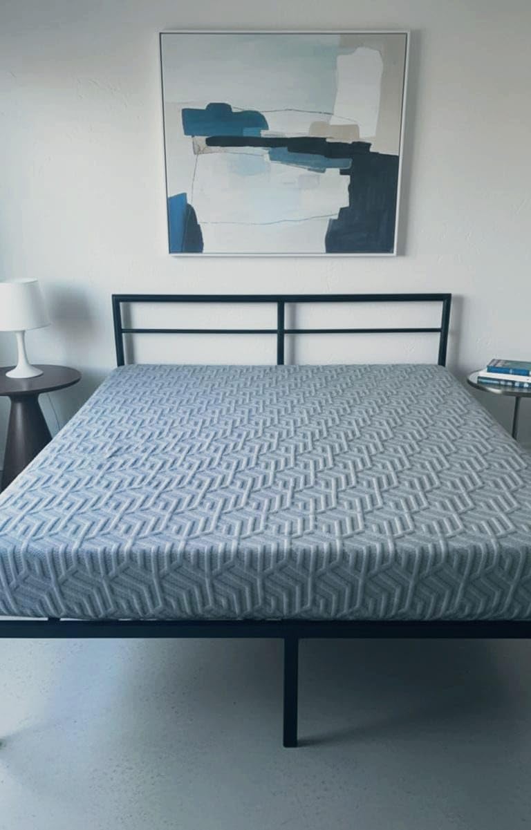 Yaak 12 Inch Queen Size Mattress, Queen Memory Foam Mattress in a Box, Graphene Cooling Cover for Hot Sleepers, Pressure Relief with Comfort Foam, Certipur-Us Certified, USA-Made Foam, Medium Firm customer photo 2
