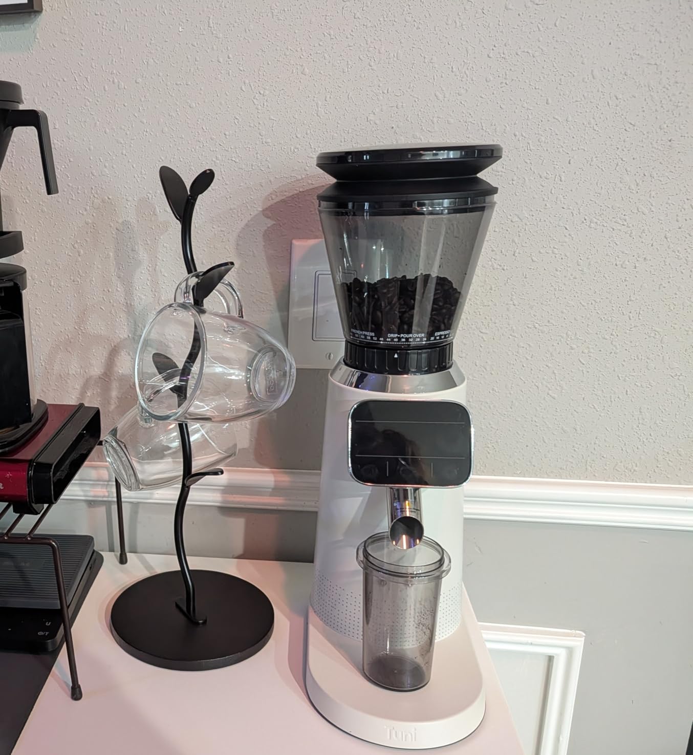 Tuni G2 Conical Burr Coffee Grinder, 70 Grind Settings Anti-static Burr Mill, Precision Electronic Timer and LED Touchscreen customer photo 1