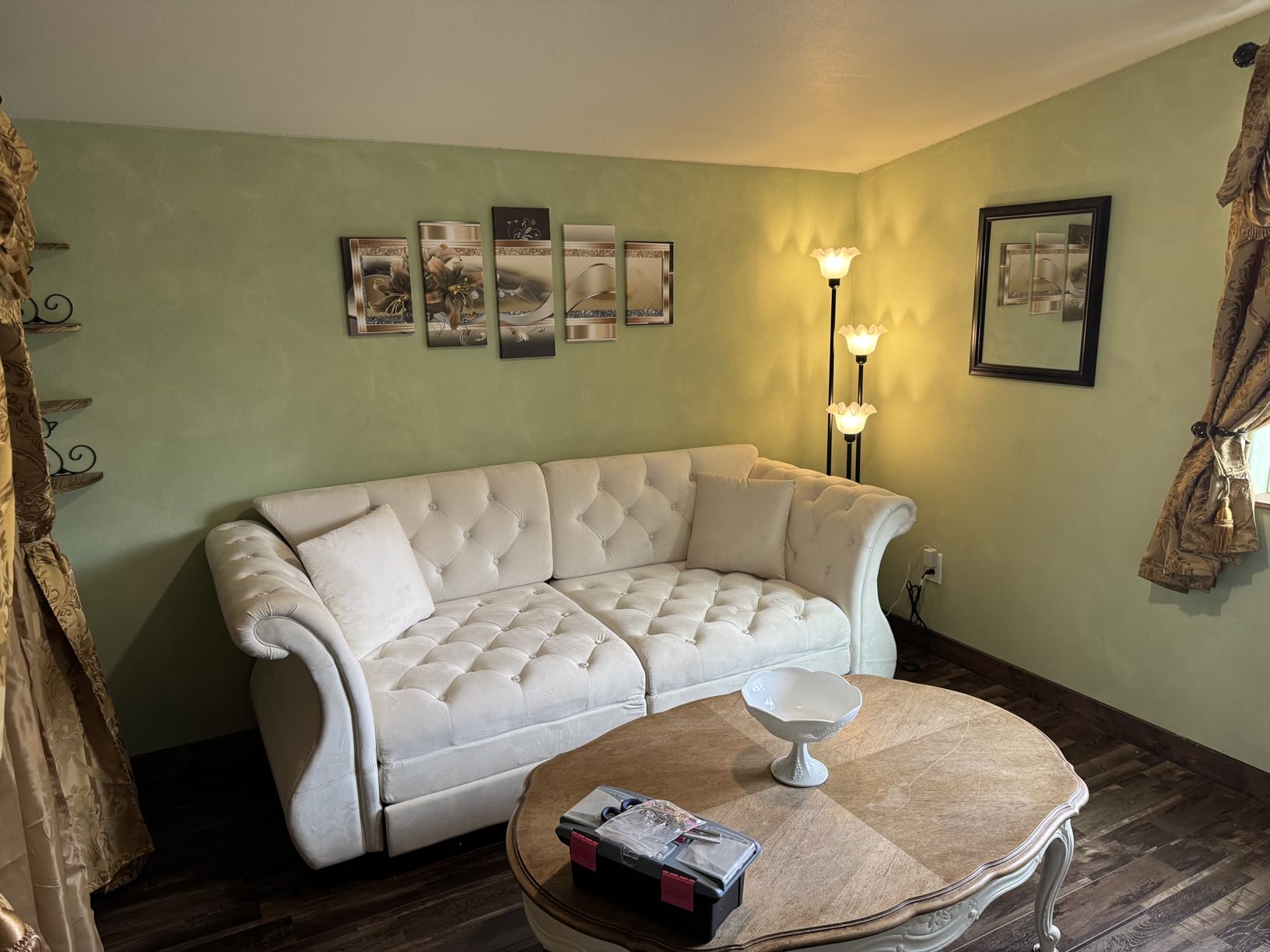 74.4'' Sleeper Sofa Bed Queen Size, Flower Tufting Pull Out Couch, Velvet Chesterfield Futon Couches, Comfy Convertible Sofa, Modern Loveseat, 2 Pillows for Living Room, Apartment, Beige customer photo 1