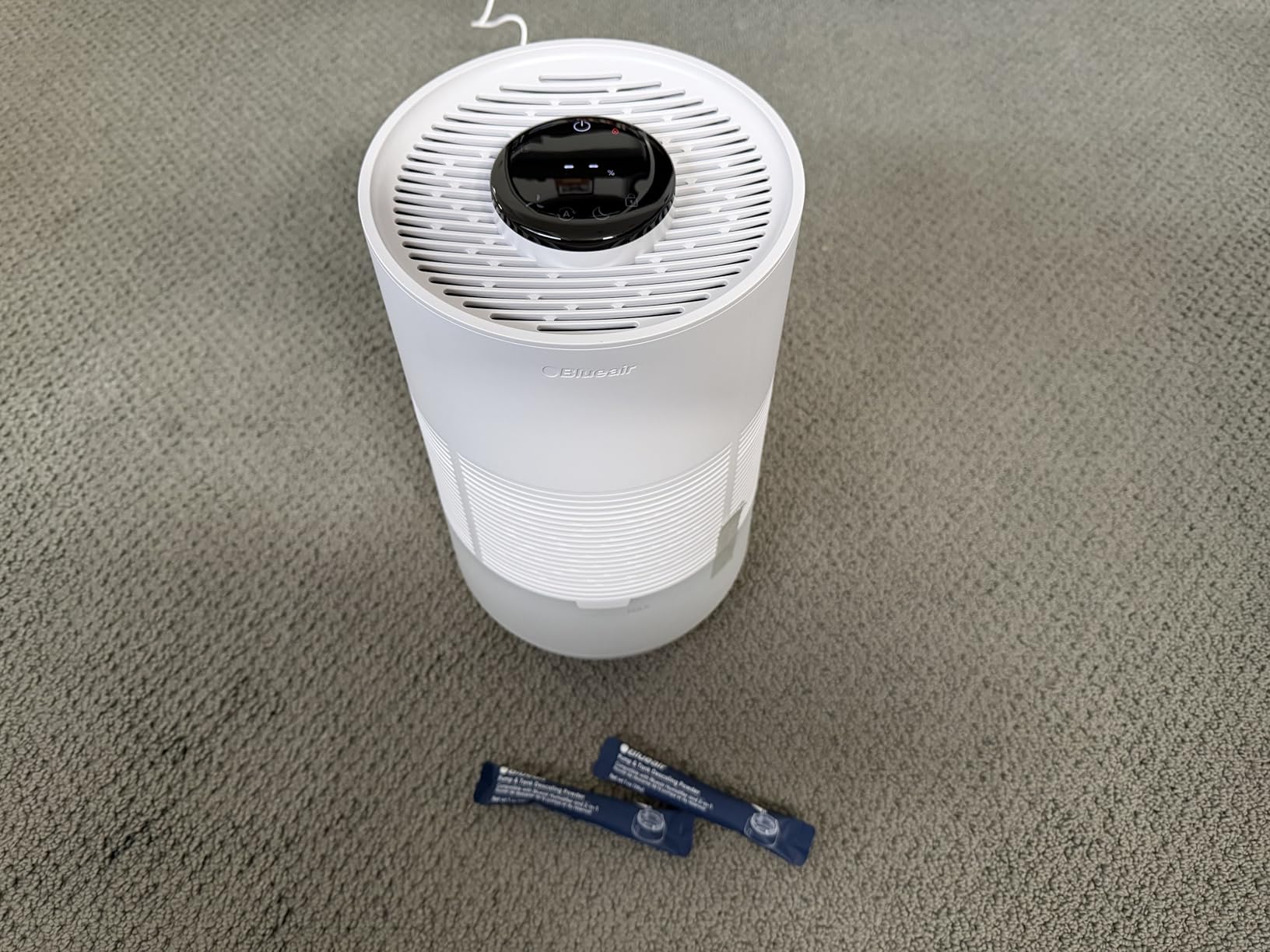 BLUEAIR Premium Smart Humidifier for Large Rooms, Bedrooms, Better Sleep with Evaporative Invisible Mist Tech, Auto Humidify, Easy Top Fill, Smart Control with App, Touchscreen, 3.5L Tank for 48 hours customer photo 2