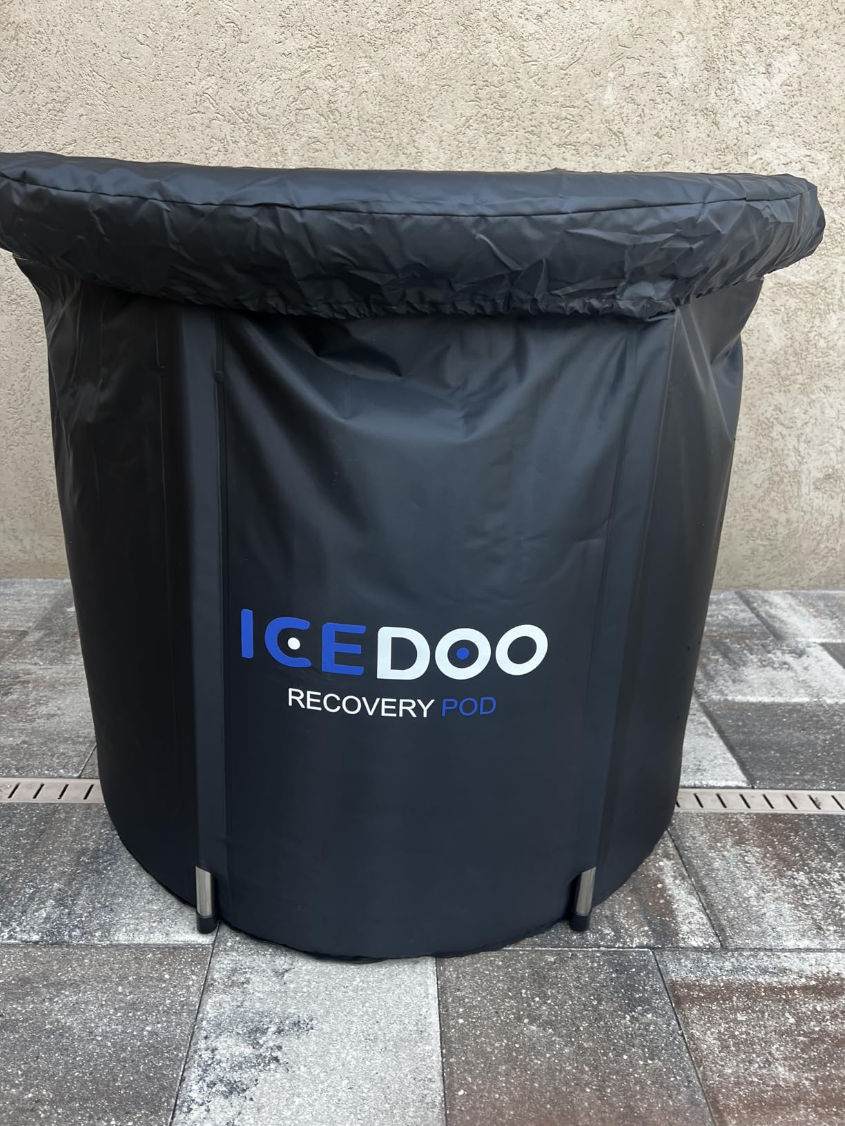 Wxtkkom Ice Bath Tub for Athletes, 119 Gallons Hot & Cold Plunge Tub with Cover for Recovery, Cold Water Therapy, Multiple Layered Portable Hot Tubs for Cold Water Therapy customer photo 1