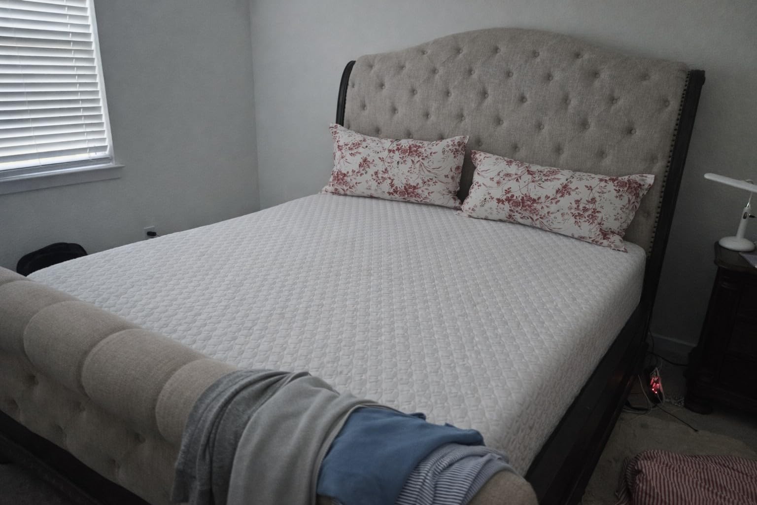 Neo Sleep Queen Size Mattress, 12 Inch Hybrid Comfort & Supportive Mattress in a Box, Cooling Gel Memory Foam and Pocket Springs with Pressure Relief, CertiPUR-US Certified, Medium Firm customer photo 2