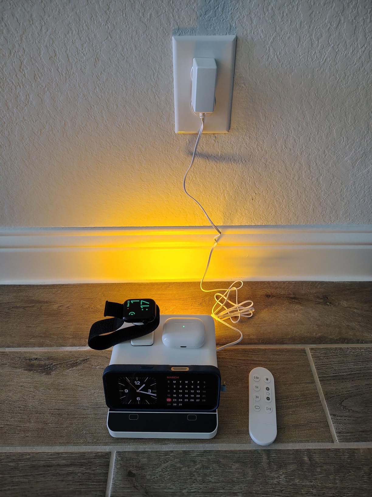 MYPLUS White Noise Machine, 10 Soothing Sounds Sleep Sound Machine with 15W Wireless Charging Station, 7-Color RGB Night Light, Remote for Sleeping, Nursery customer photo 1