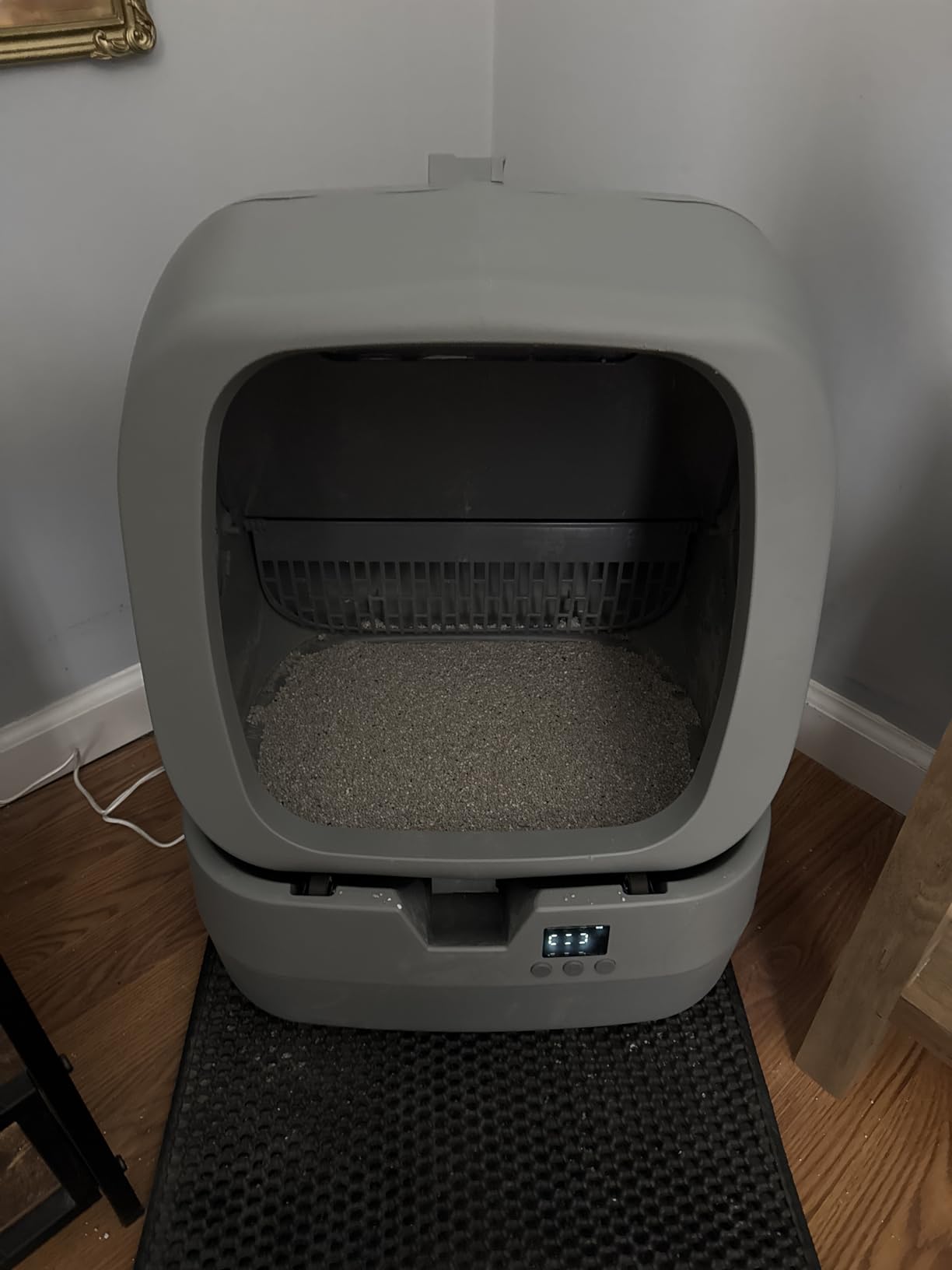 UPFAS Automatic Cat Litter Box Self Cleaning - APP Control - Weight Monitoring - Ultra-Quiet, Medium Cats and Kittens Litter Box, Safe Anti-Pinch【Assembly Required】- Grey customer photo 2