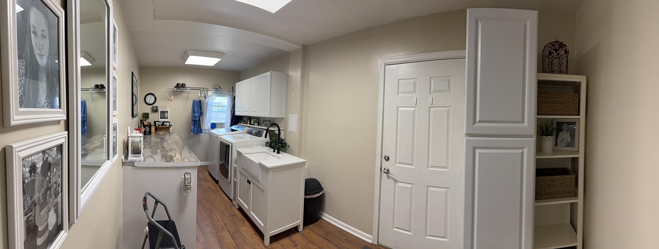 48 Inch Bathroom Vanity with Sink, Freestanding Single Sink Bathroom Vanities with Soft Close Doors & Drawers, Carrara Stone Top & Backsplash, No Assembly Required, Black customer photo 1