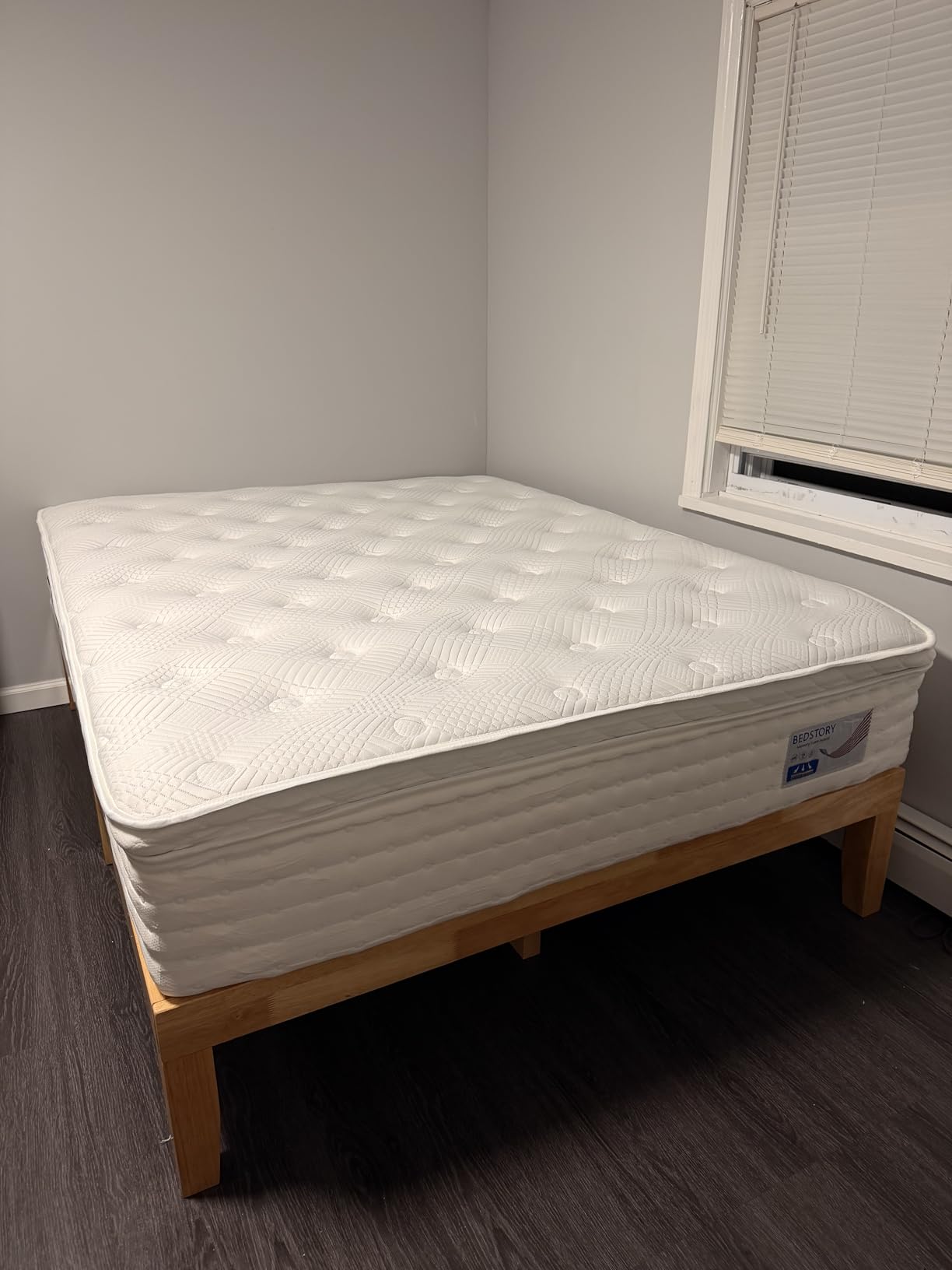 BedStory 14 Inch Medium Firm Queen Mattress, Luxury Hybrid Mattress in a Box for Zoned Pressure and Back Pain Relief, Signature Collection Deep Sleep Mattresses, 10 Years Warranty, 365 Nights Trial customer photo 2