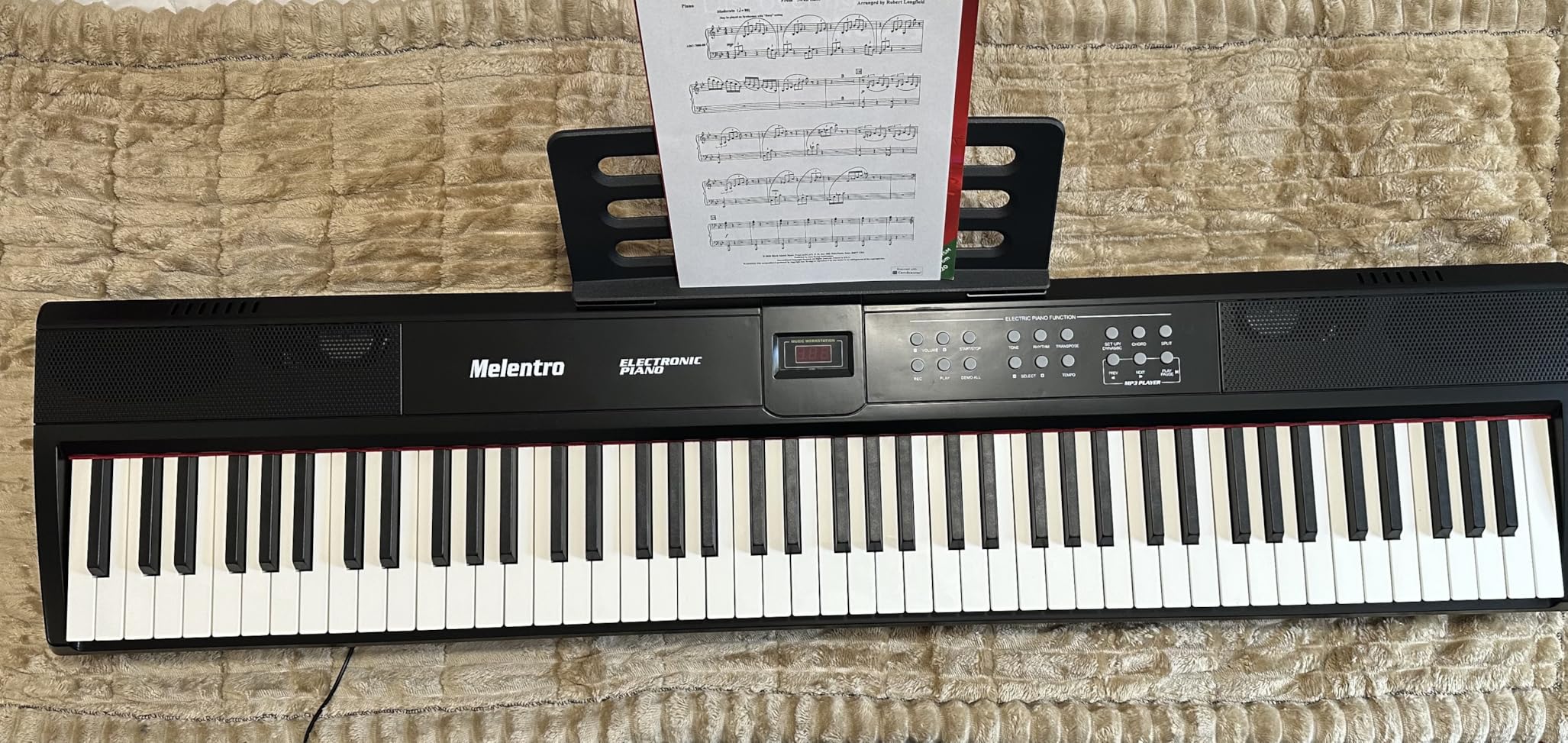 Weighted Piano 88-Key Digital Piano, Full-size Electric Piano Keyboard with Hammer Action, Sustain Pedal, MP3 Function dual 15W speaker, Supports USB-MIDI/Wireless Connect (Black, Full) customer photo 2