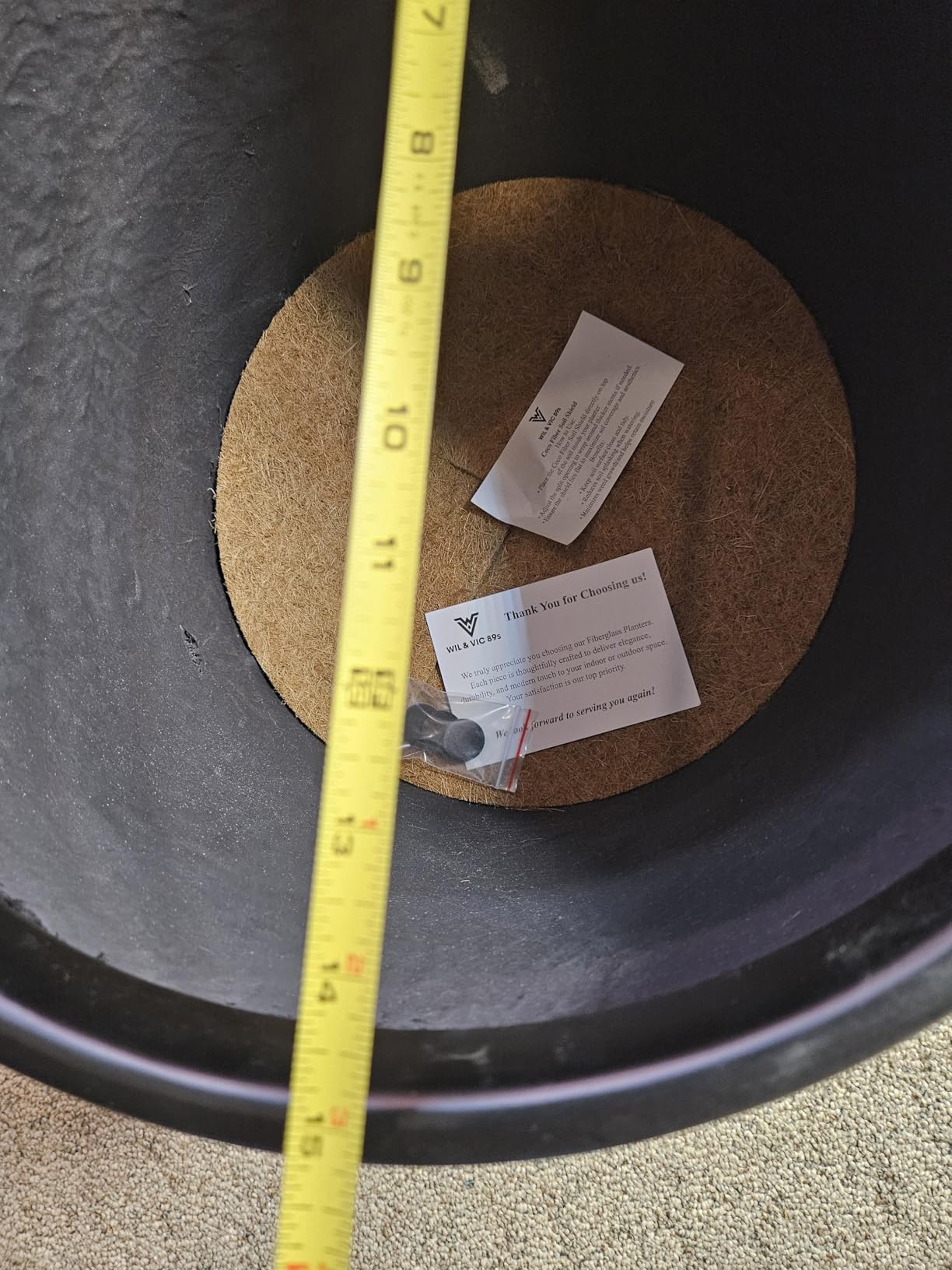 21.7'' H x 19.5